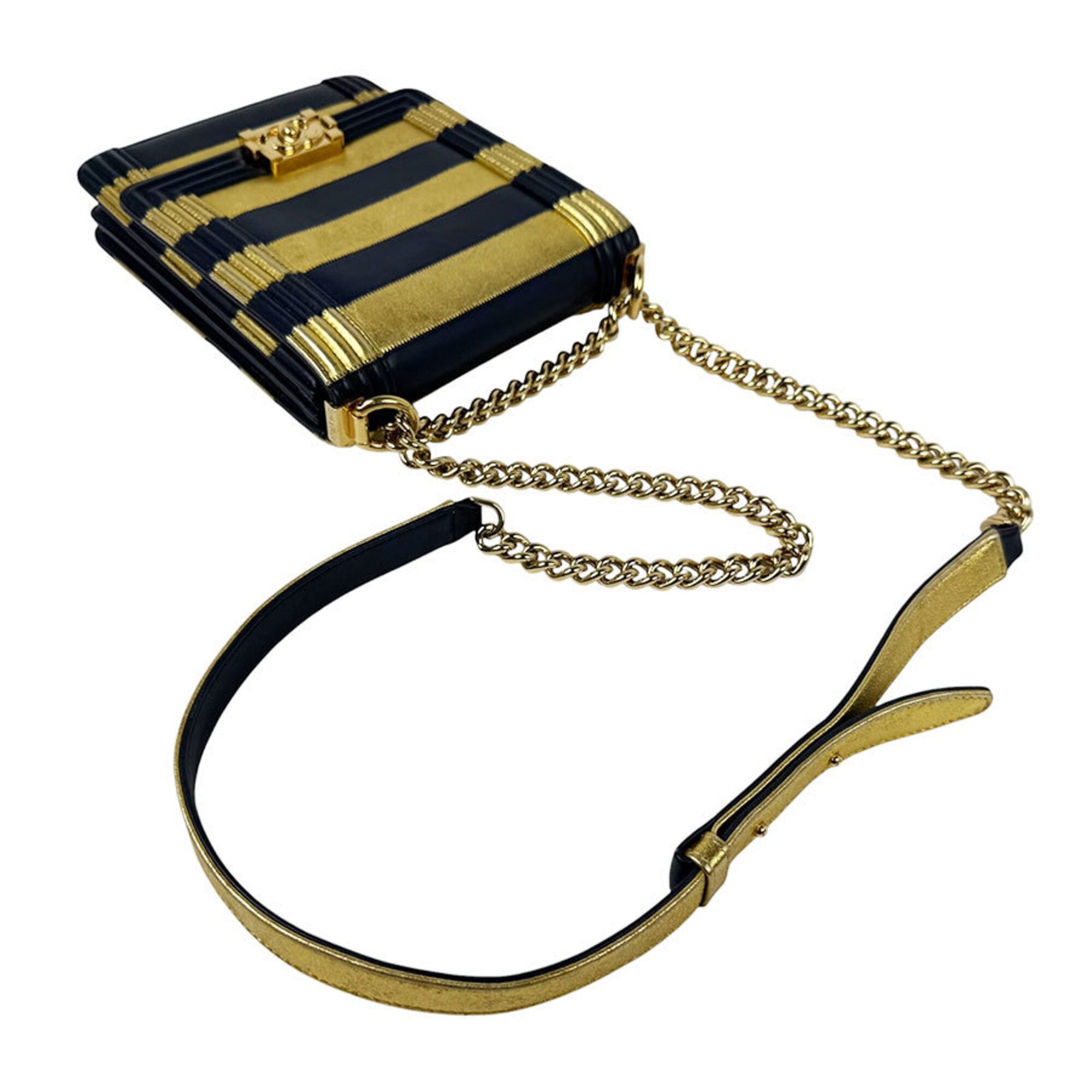 Leather Shoulder Bag (Pre-Owned) - Chanel - Modalova