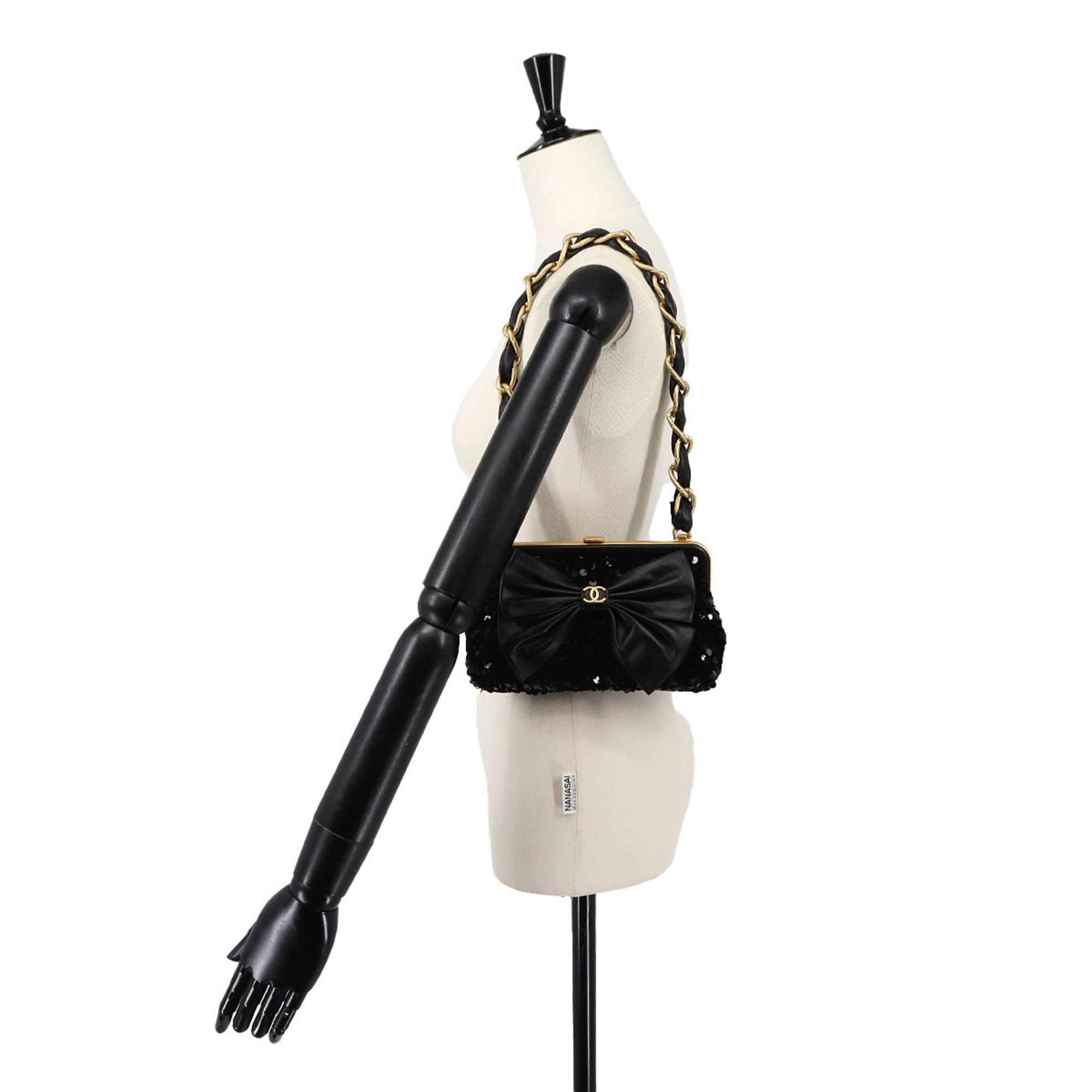 Spangles Leather Handbag Shoulder Bag (Pre-Owned) - Chanel - Modalova