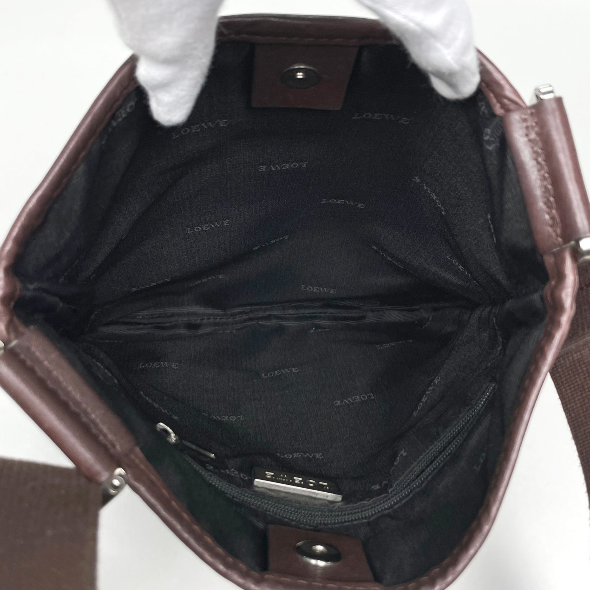 Leather Shoulder Bag (Pre-Owned) - Loewe - Modalova