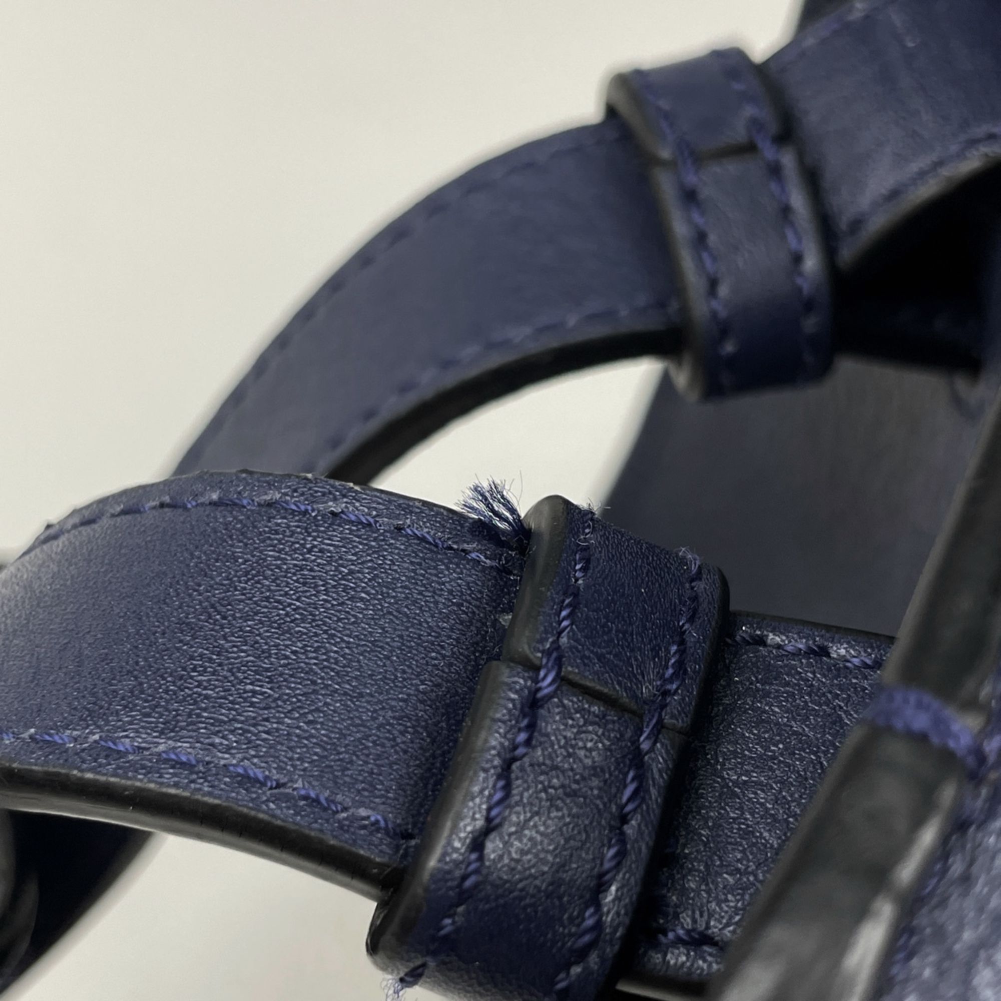 Leather Shoulder Bag (Pre-Owned) - Loewe - Modalova