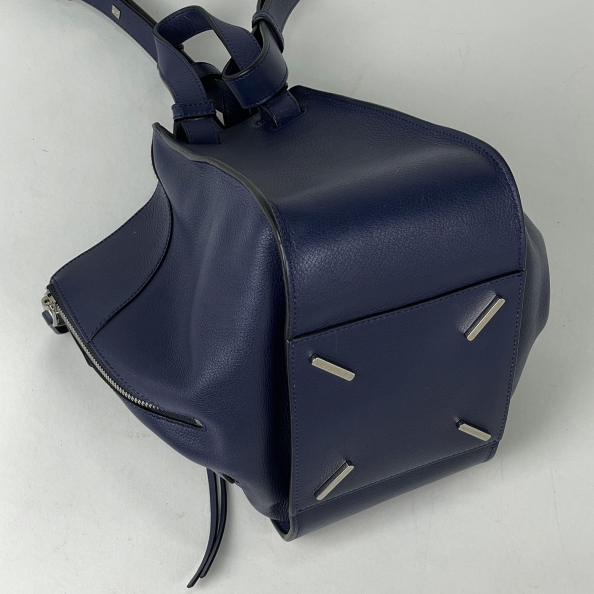 Leather Shoulder Bag (Pre-Owned) - Loewe - Modalova
