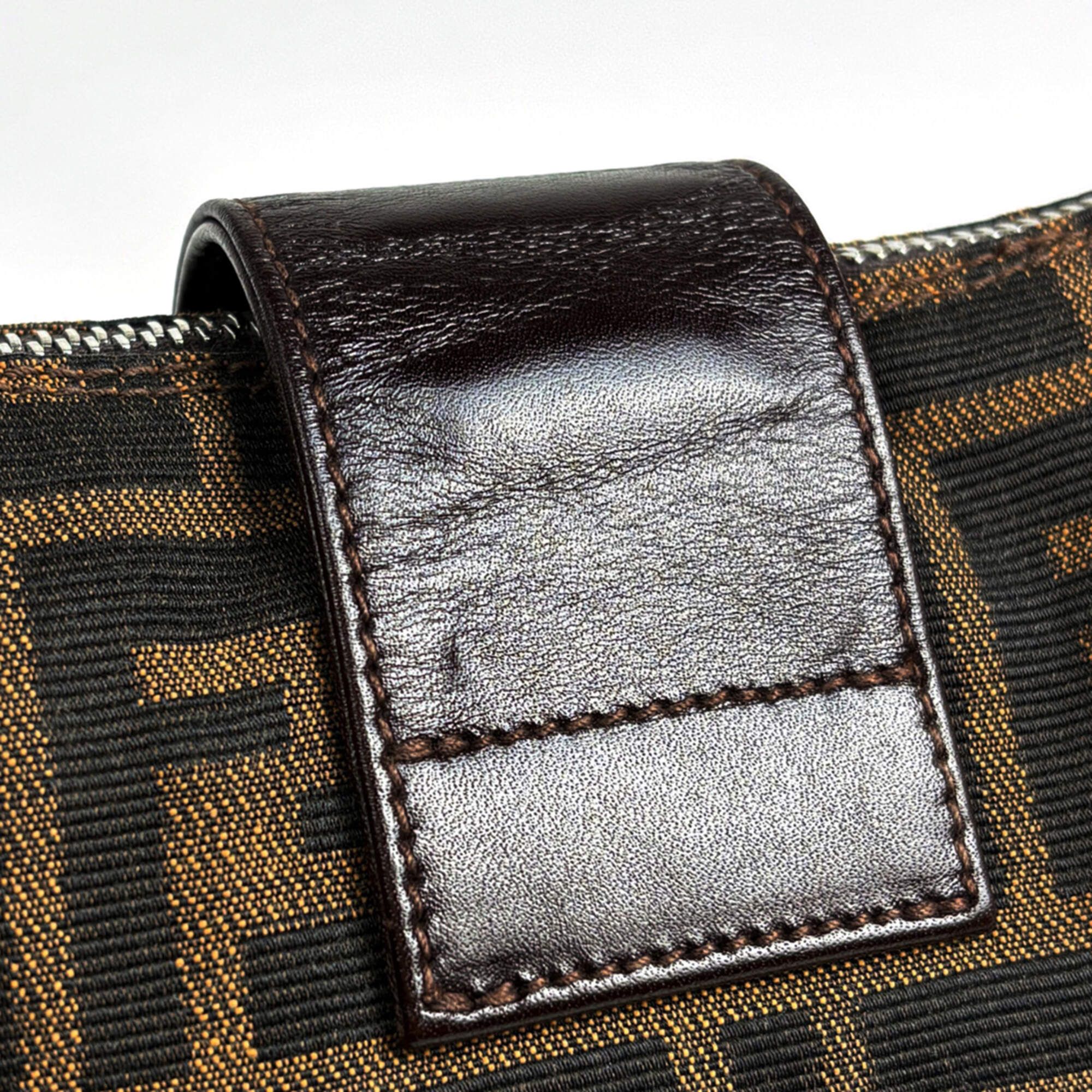 Canvas Leather Shoulder Bag (Pre-Owned) - Fendi - Modalova