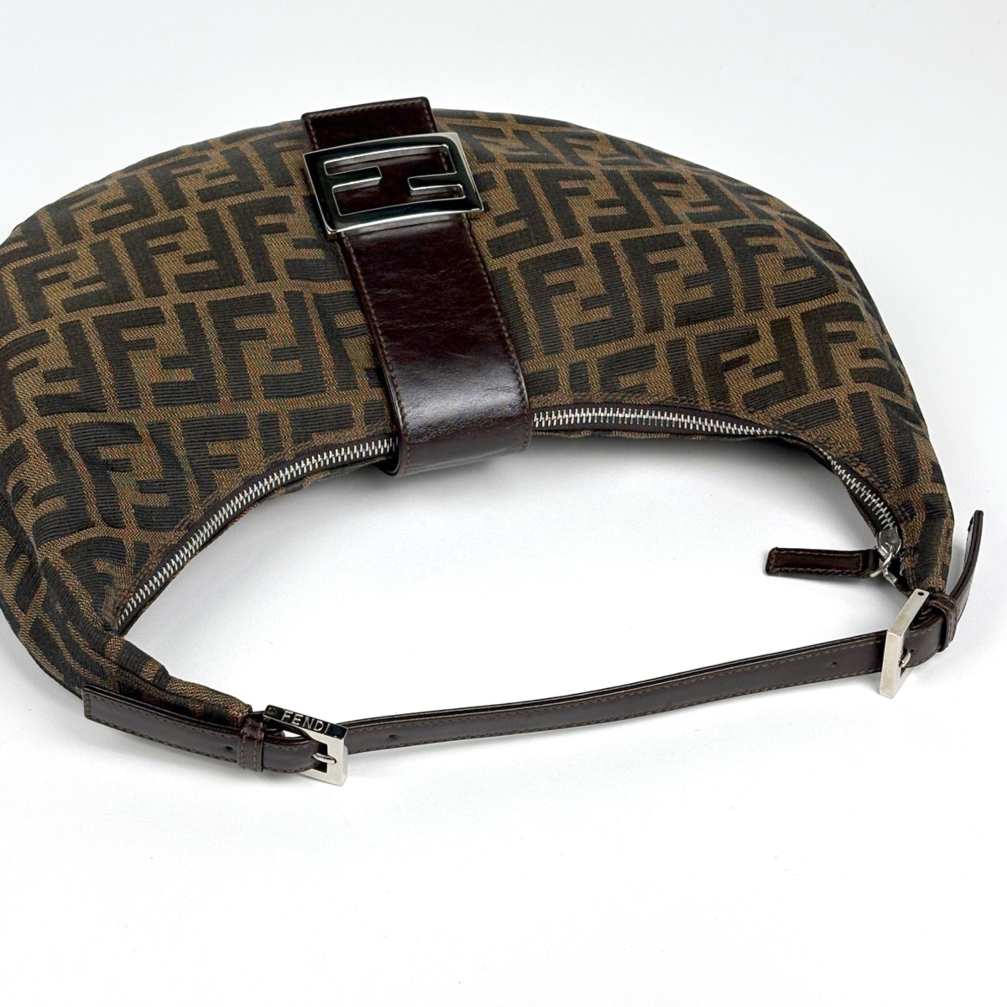 Canvas Leather Shoulder Bag (Pre-Owned) - Fendi - Modalova