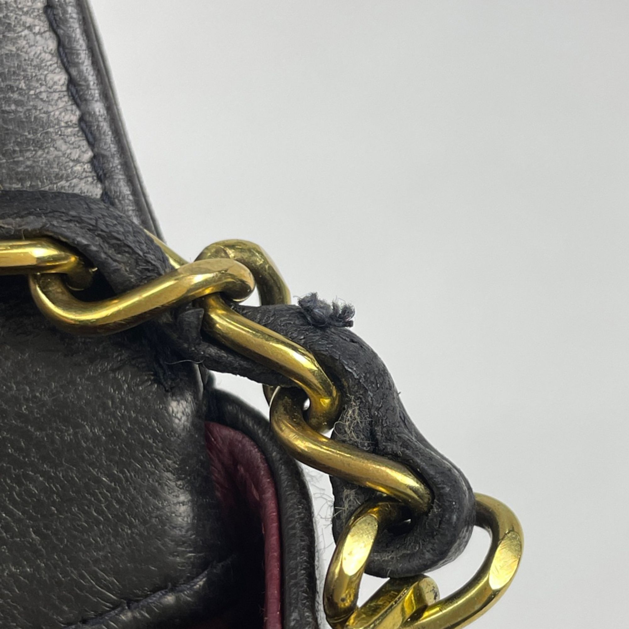 Leather Shoulder Bag (Pre-Owned) - Chanel - Modalova