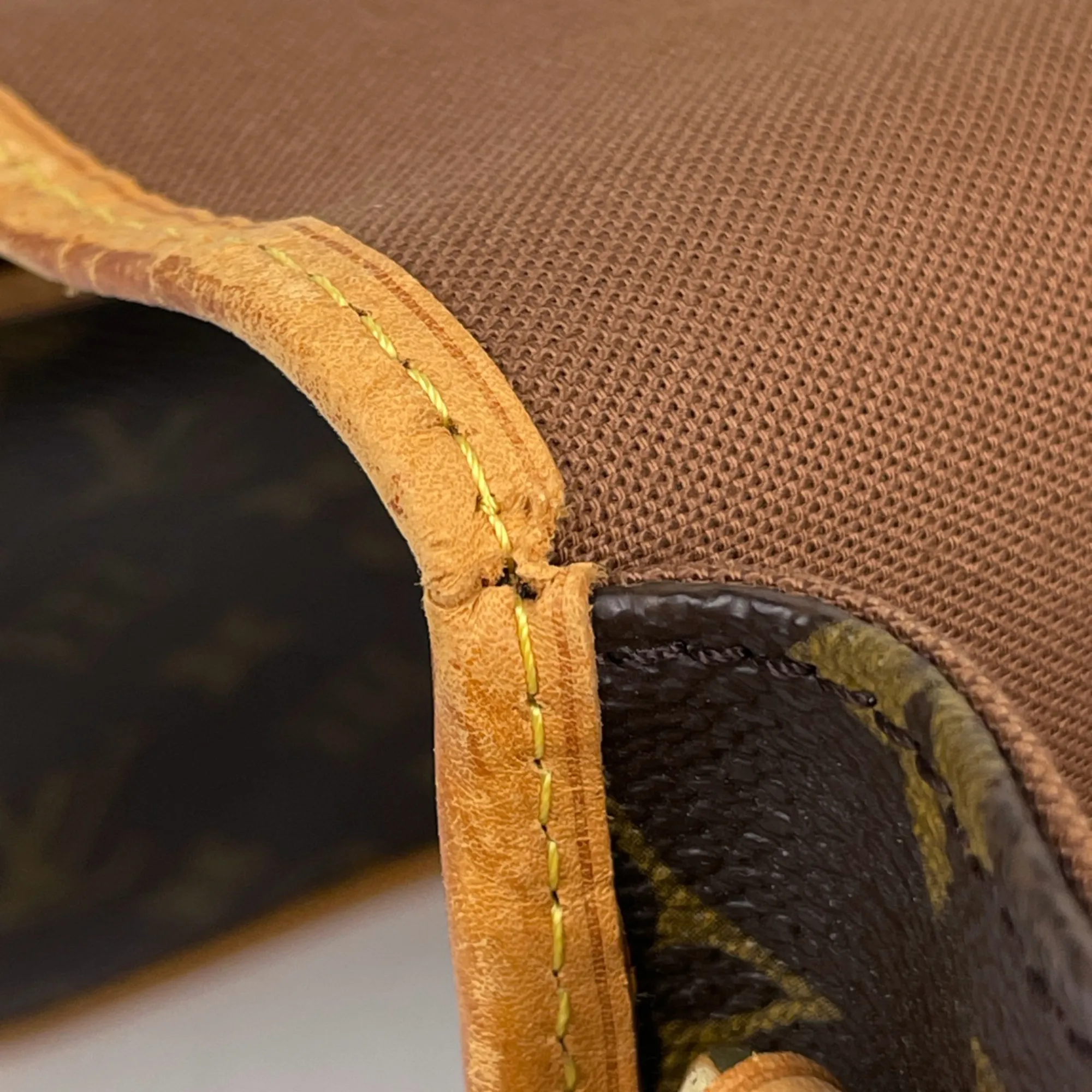 Monogram Shoulder Bag (Pre-Owned) - Louis Vuitton - Modalova
