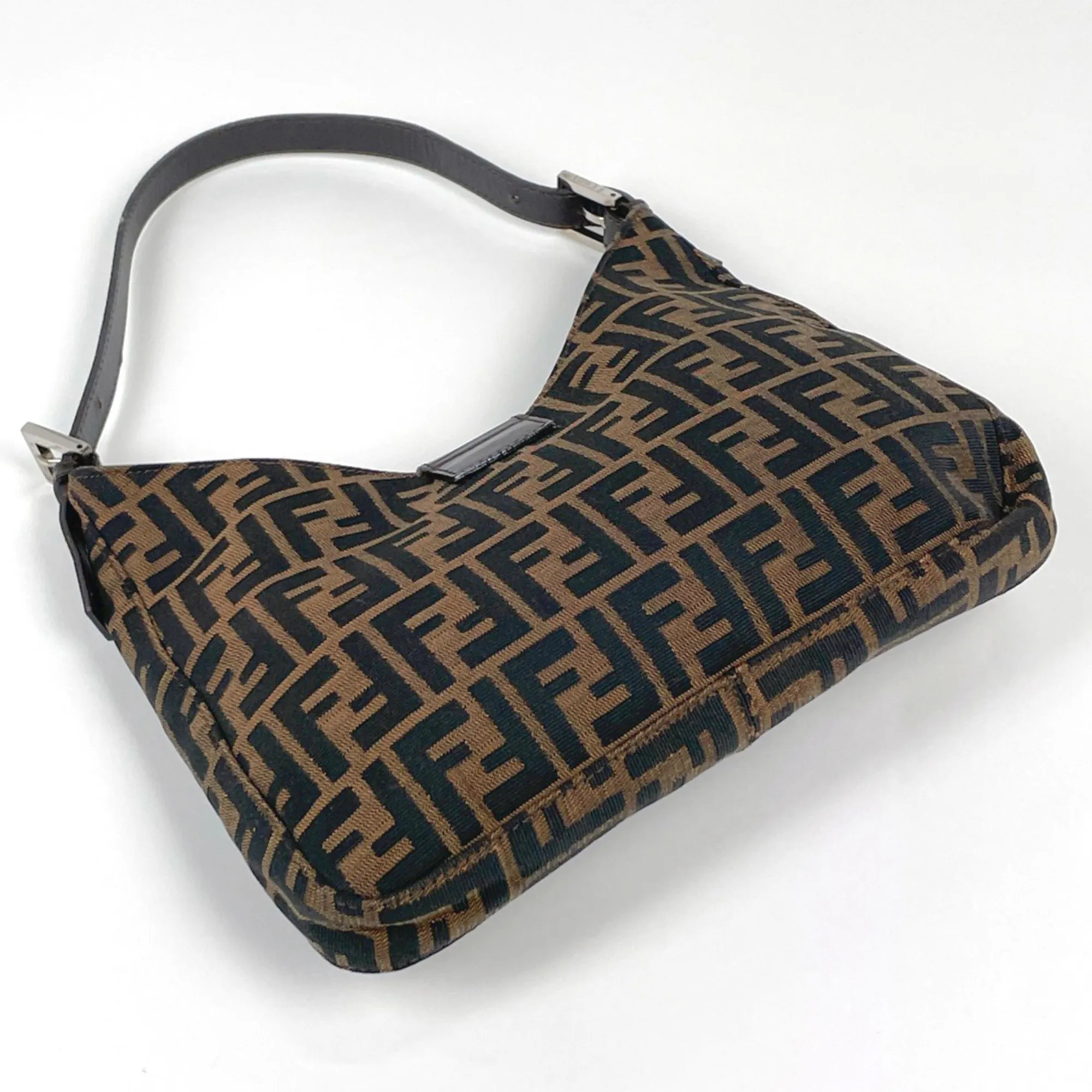 Canvas Leather Shoulder Bag (Pre-Owned) - Fendi - Modalova