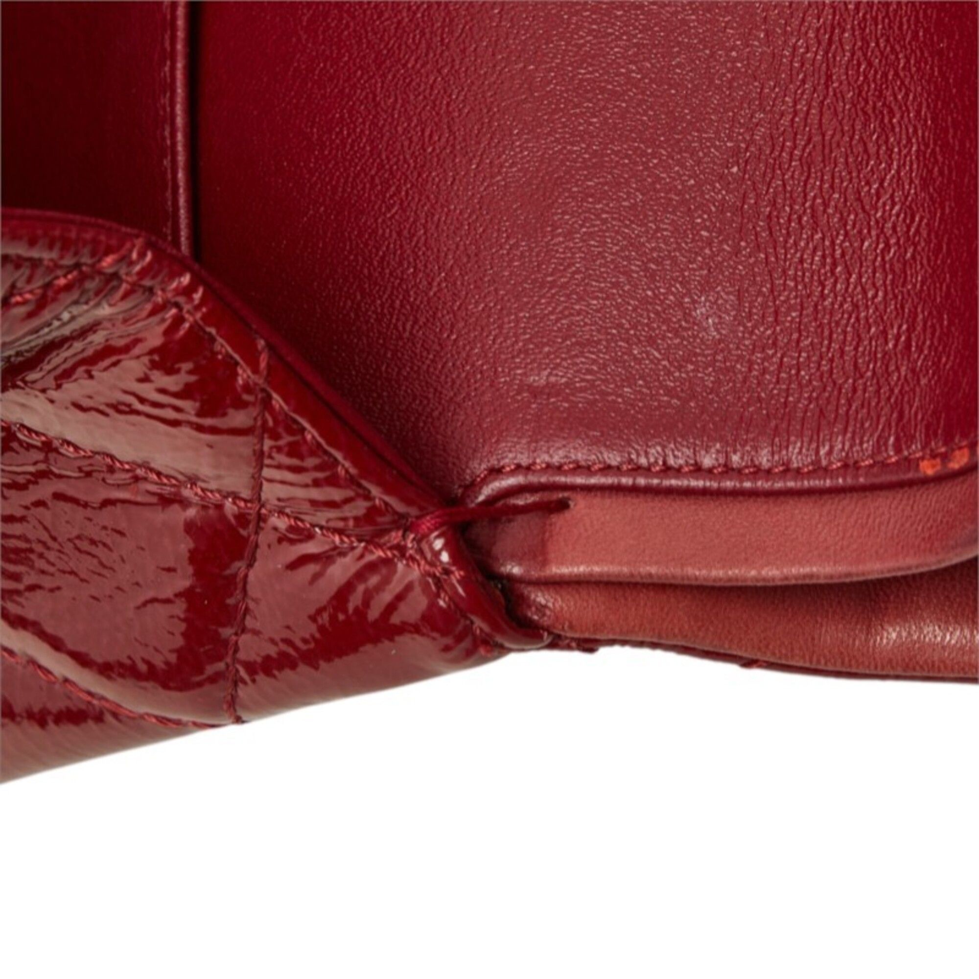 Patent Leather Shoulder Bag (Pre-Owned) - Chanel - Modalova
