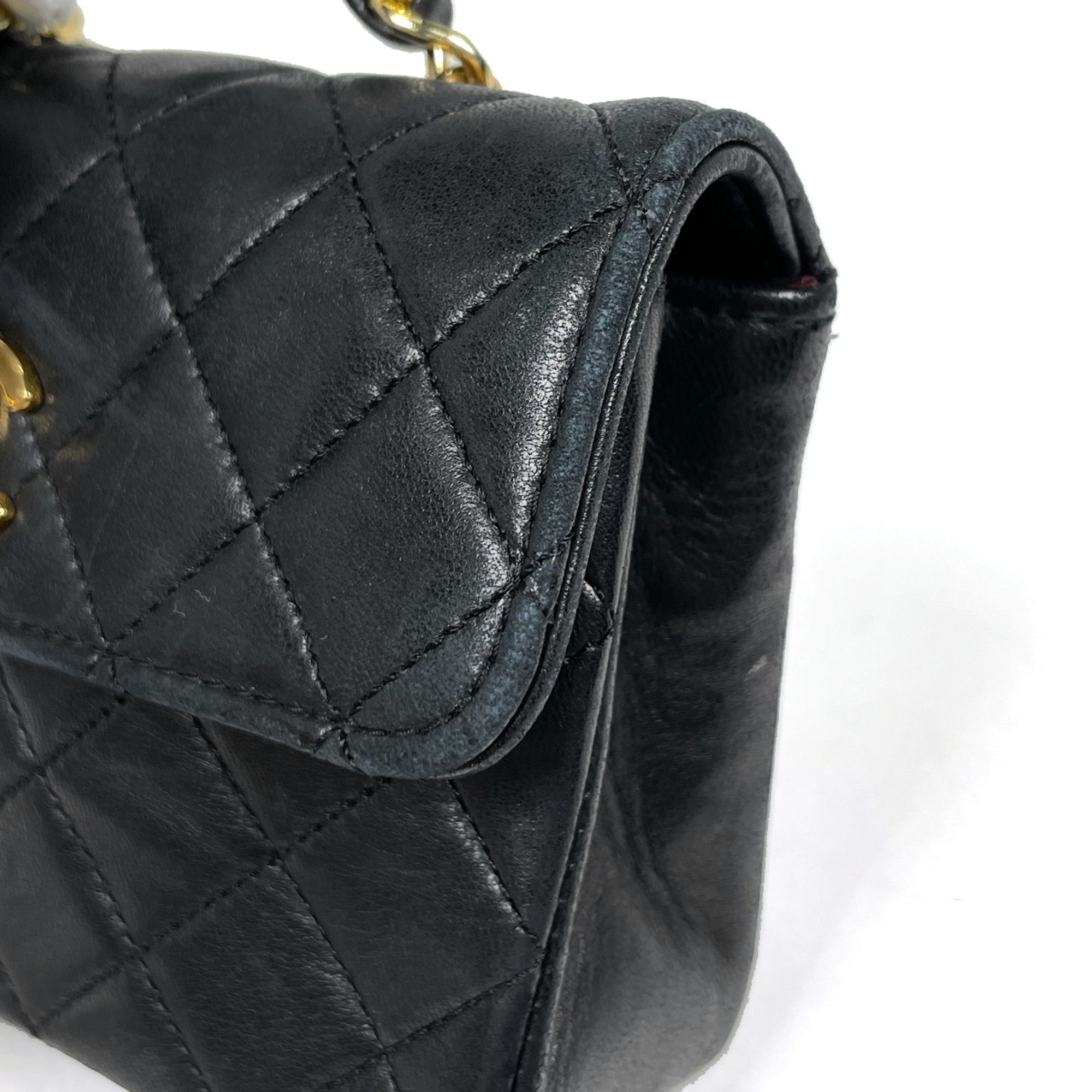 Matelasse Leather Shoulder Bag (Pre-Owned) - Chanel - Modalova