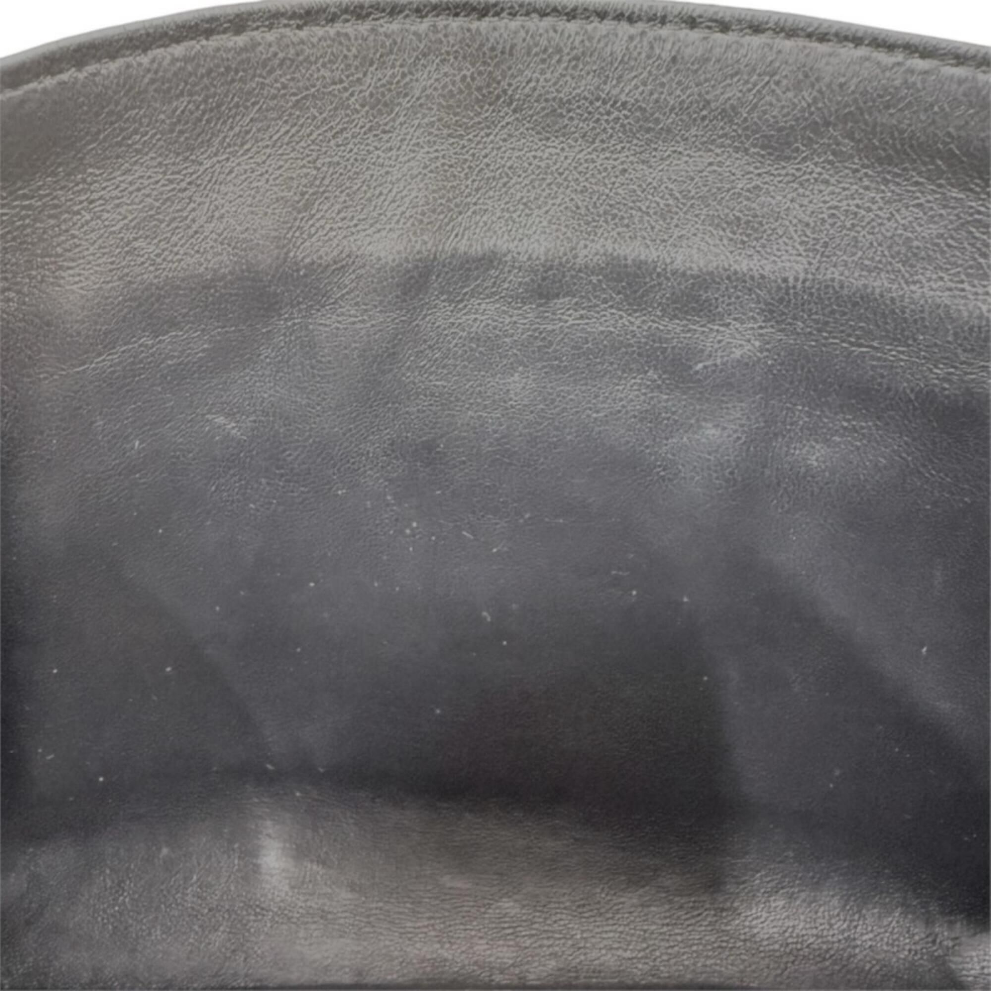 Leather Pouch Shoulder Bag (Pre-Owned) - Balenciaga - Modalova
