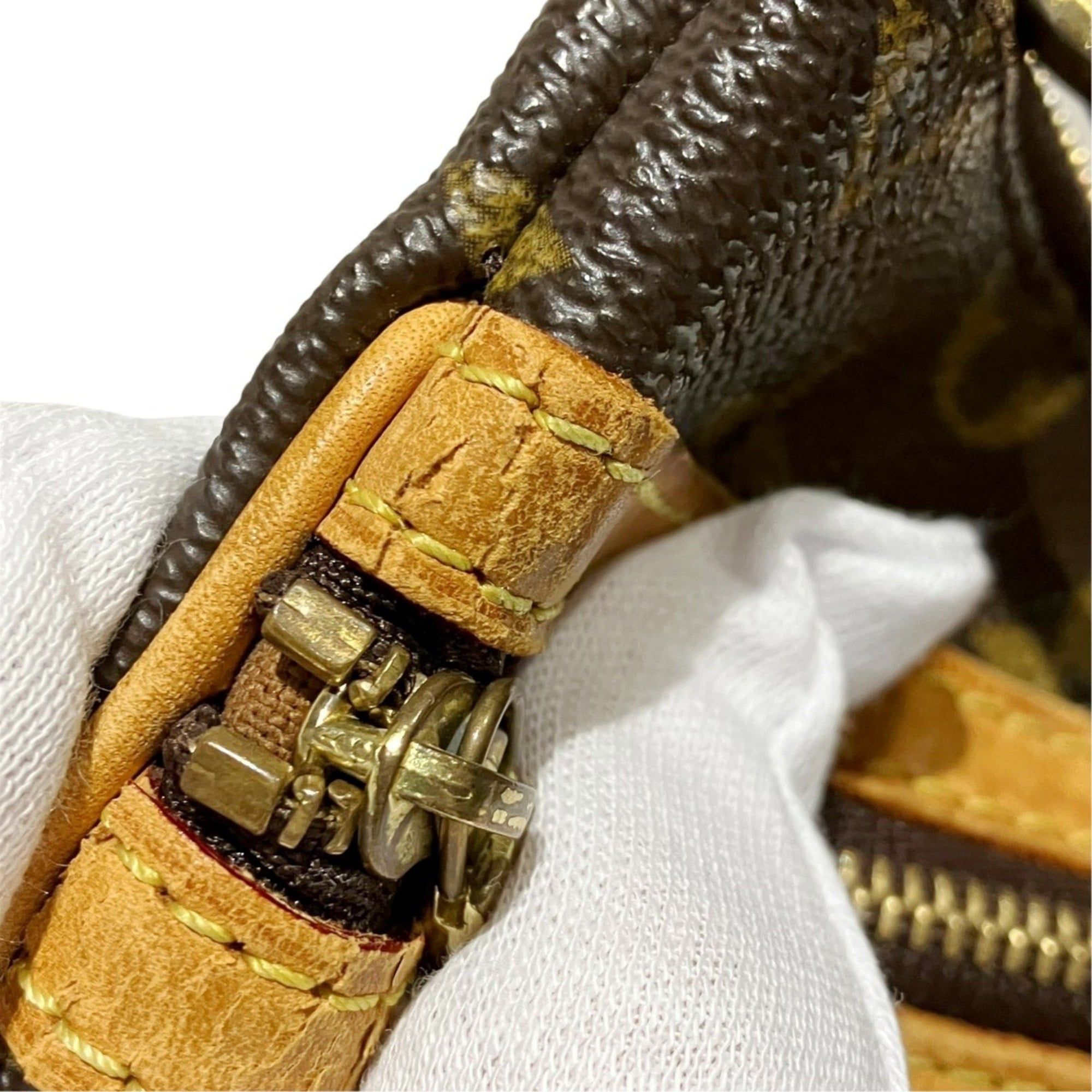 Monogram Pochette Shoulder Bag (Pre-Owned) - Louis Vuitton - Modalova