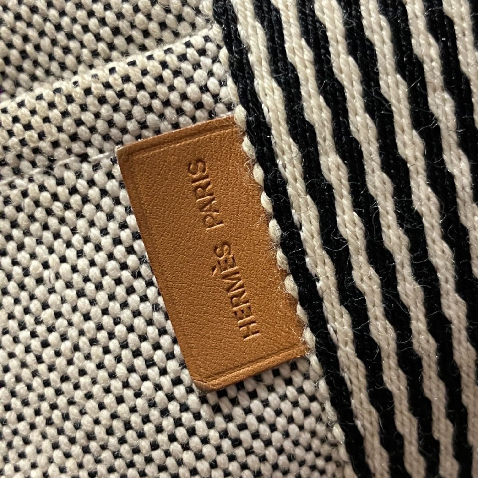 Canvas Handbag (Pre-Owned) - Hermes - Modalova