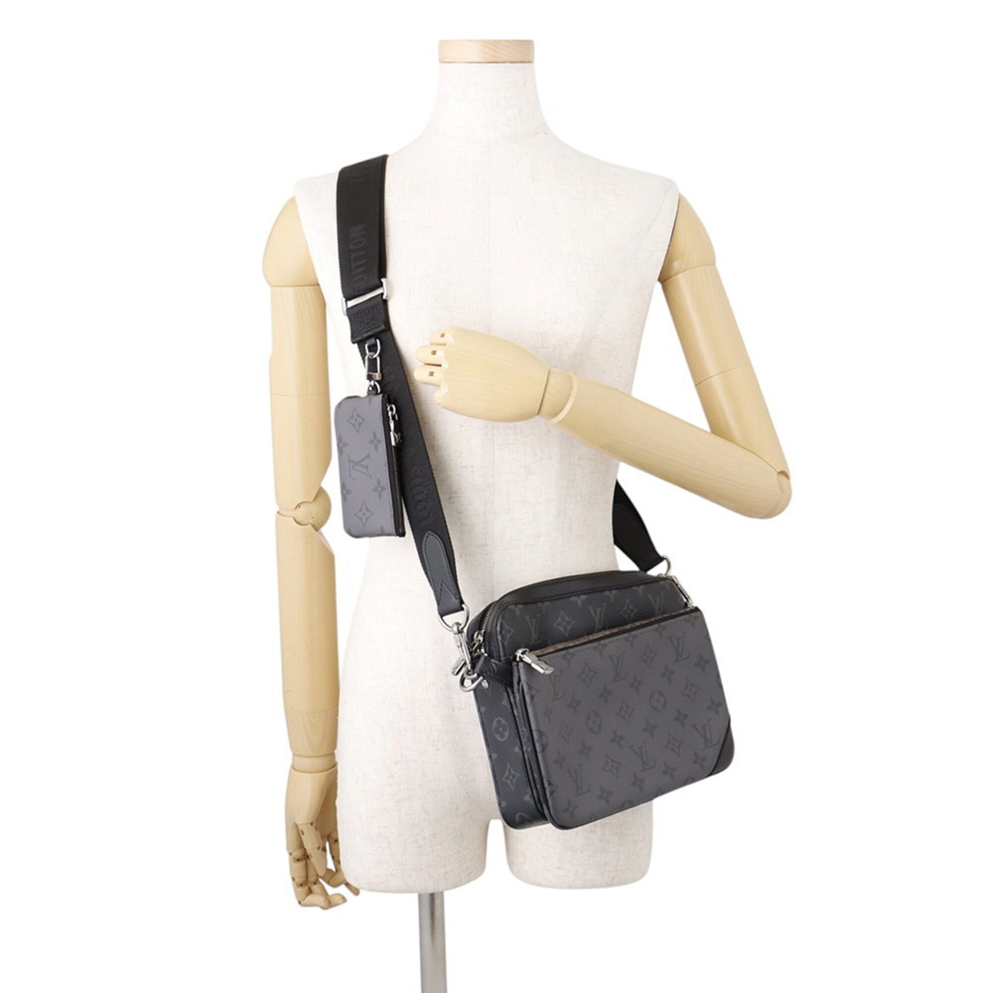 Monogram Eclipse Monogram Eclipse Monogram Reverse Shoulder Bag (Pre-Owned) - Louis Vuitton - Modalova