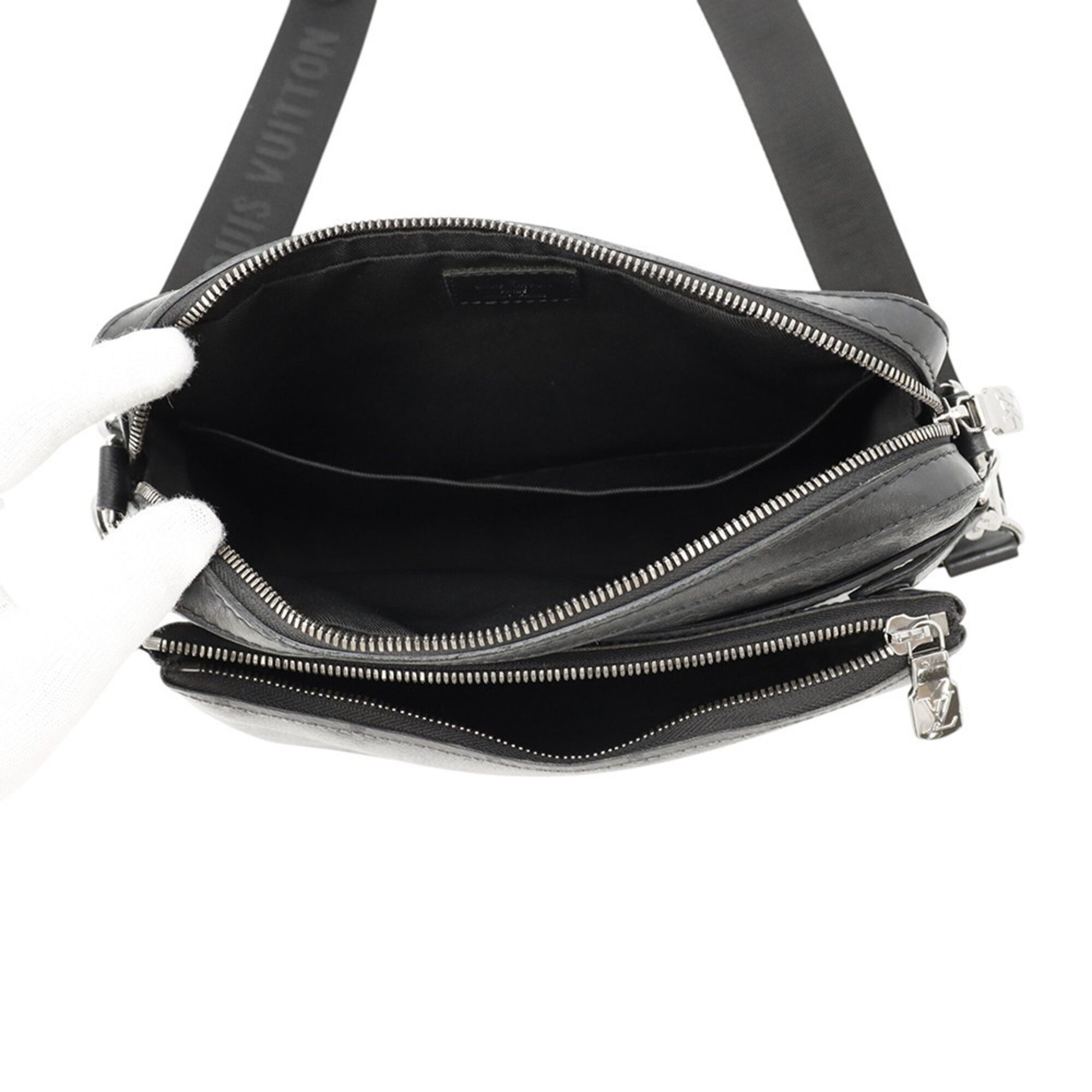 Monogram Eclipse Monogram Eclipse Monogram Reverse Shoulder Bag (Pre-Owned) - Louis Vuitton - Modalova