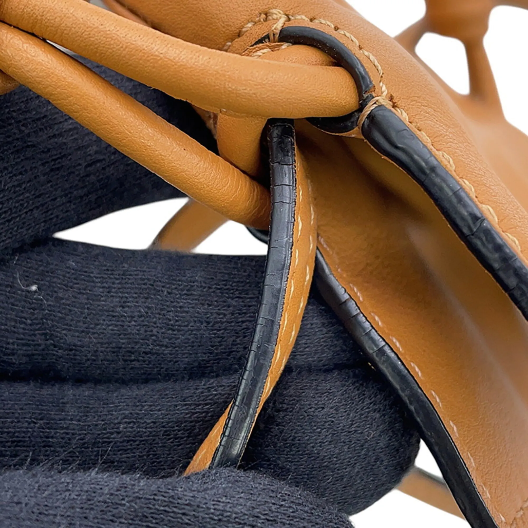 Leather Shoulder Bag (Pre-Owned) - Loewe - Modalova