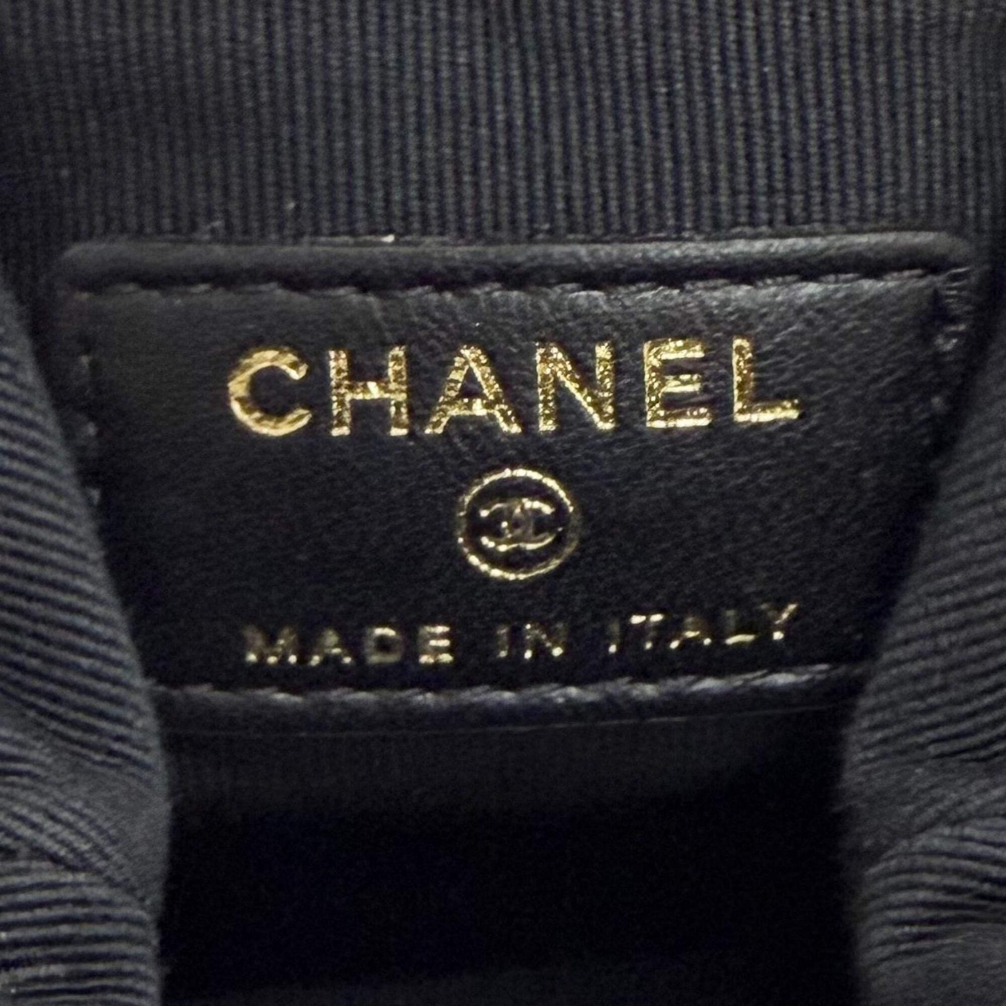Leather Shoulder Bag (Pre-Owned) - Chanel - Modalova