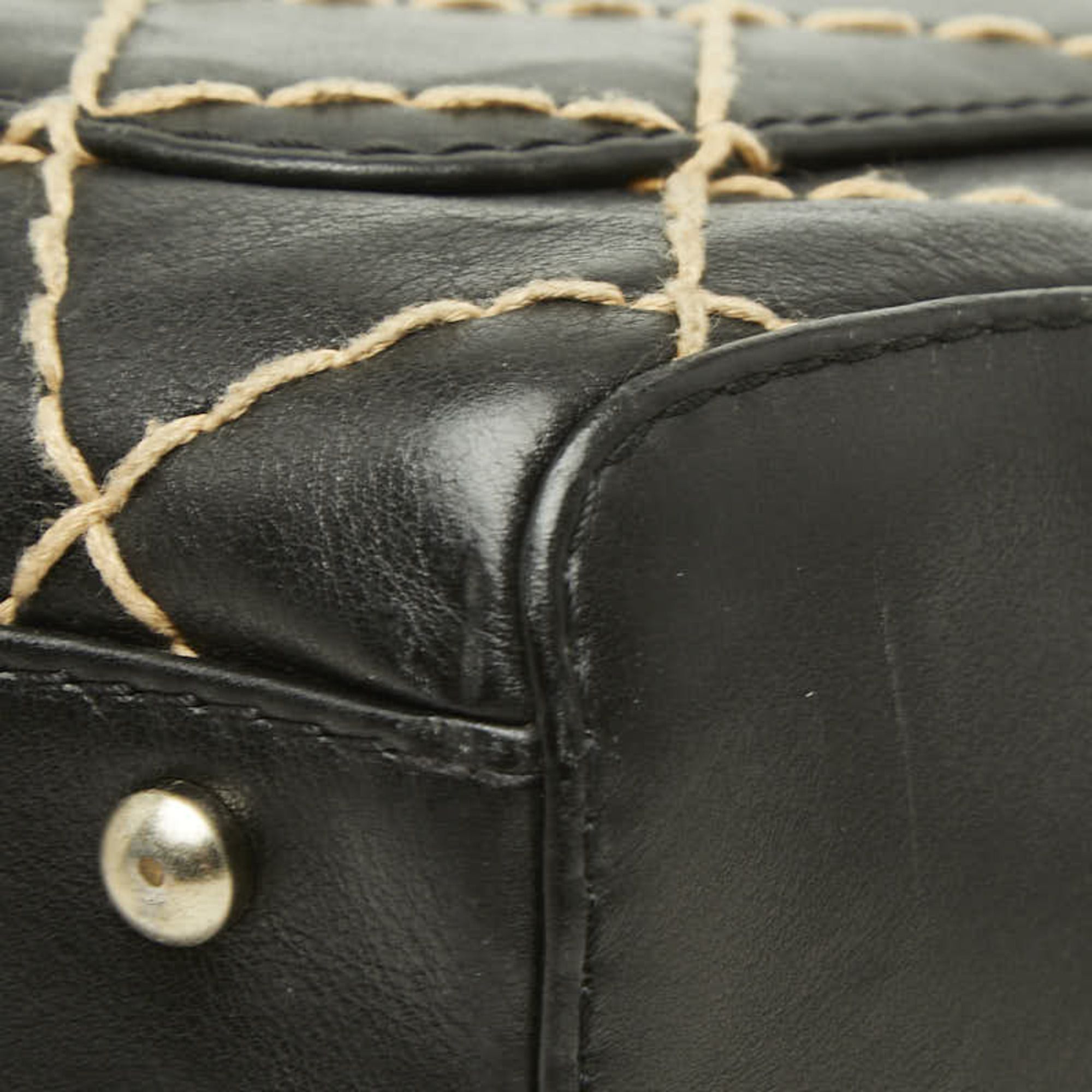 Leather Boston Bag Handbag (Pre-Owned) - Chanel - Modalova