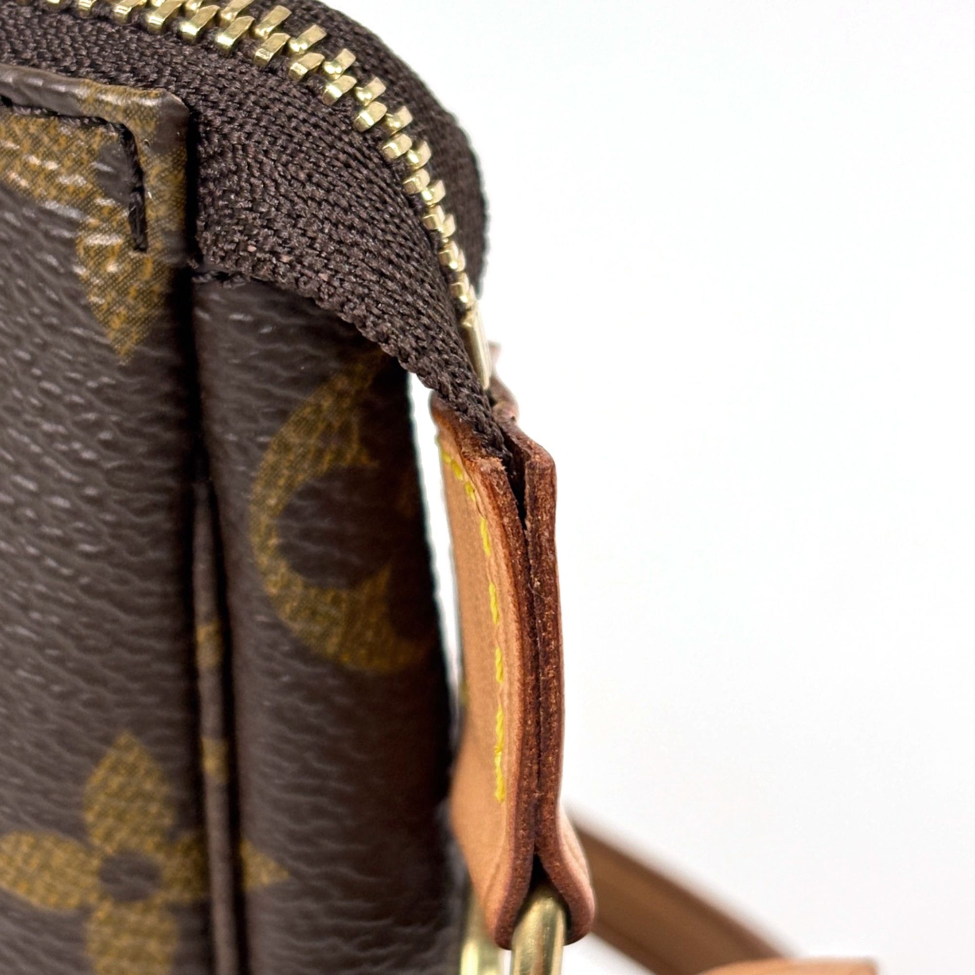 Monogram Pochette (Pre-Owned) - Louis Vuitton - Modalova