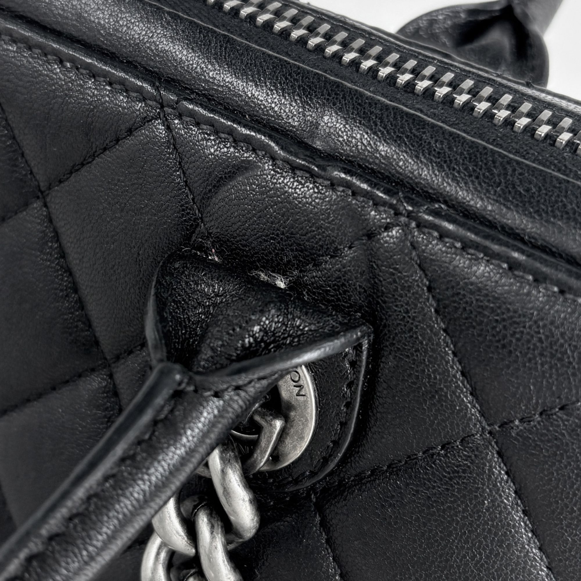Leather Handbag (Pre-Owned) - Chanel - Modalova