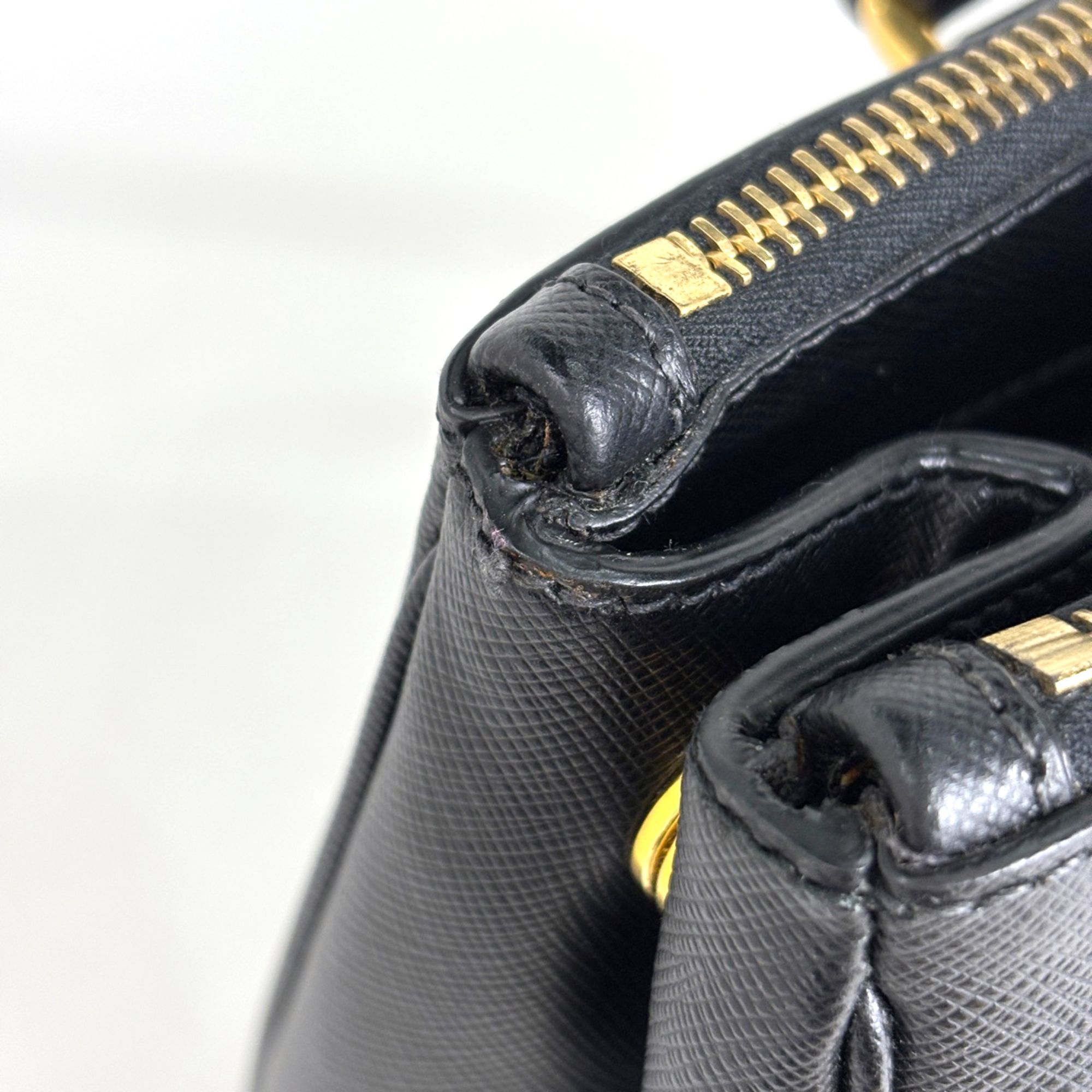Leather Handbag (Pre-Owned) - Prada - Modalova