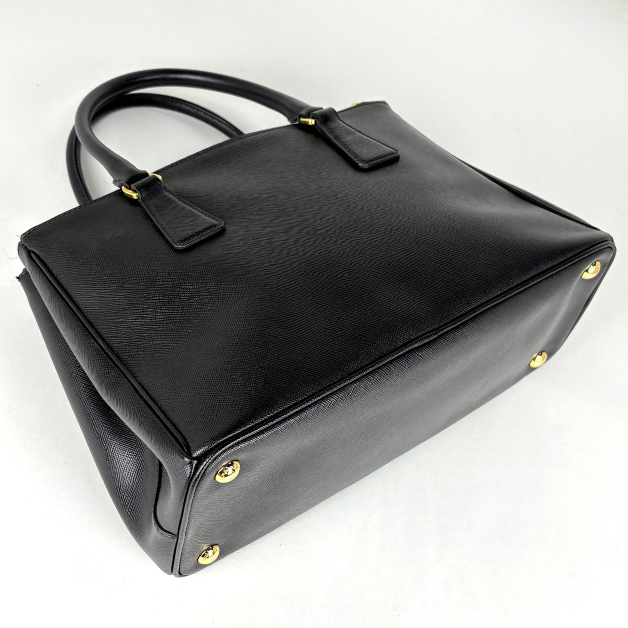 Leather Handbag (Pre-Owned) - Prada - Modalova