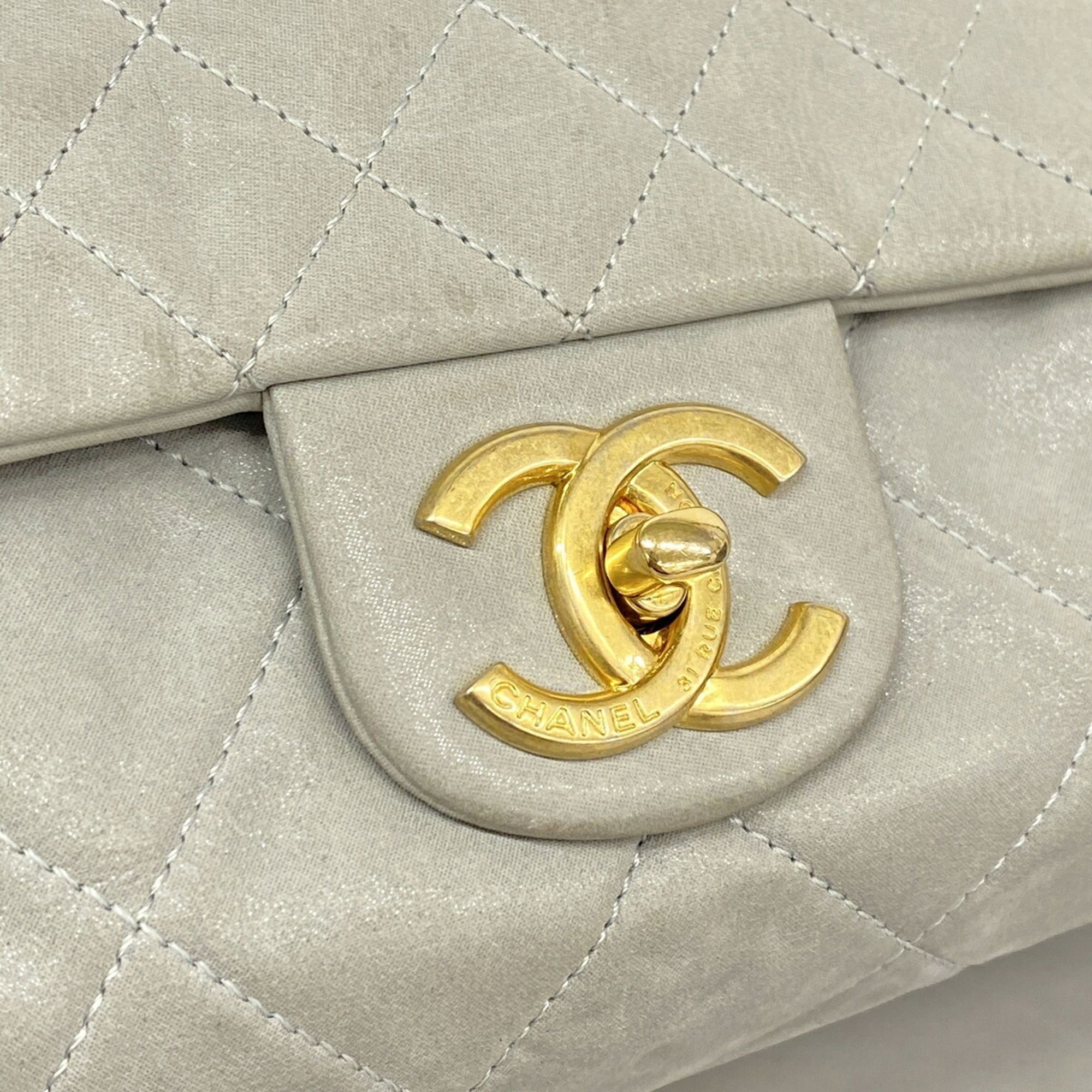 Leather Shoulder Bag (Pre-Owned) - Chanel - Modalova