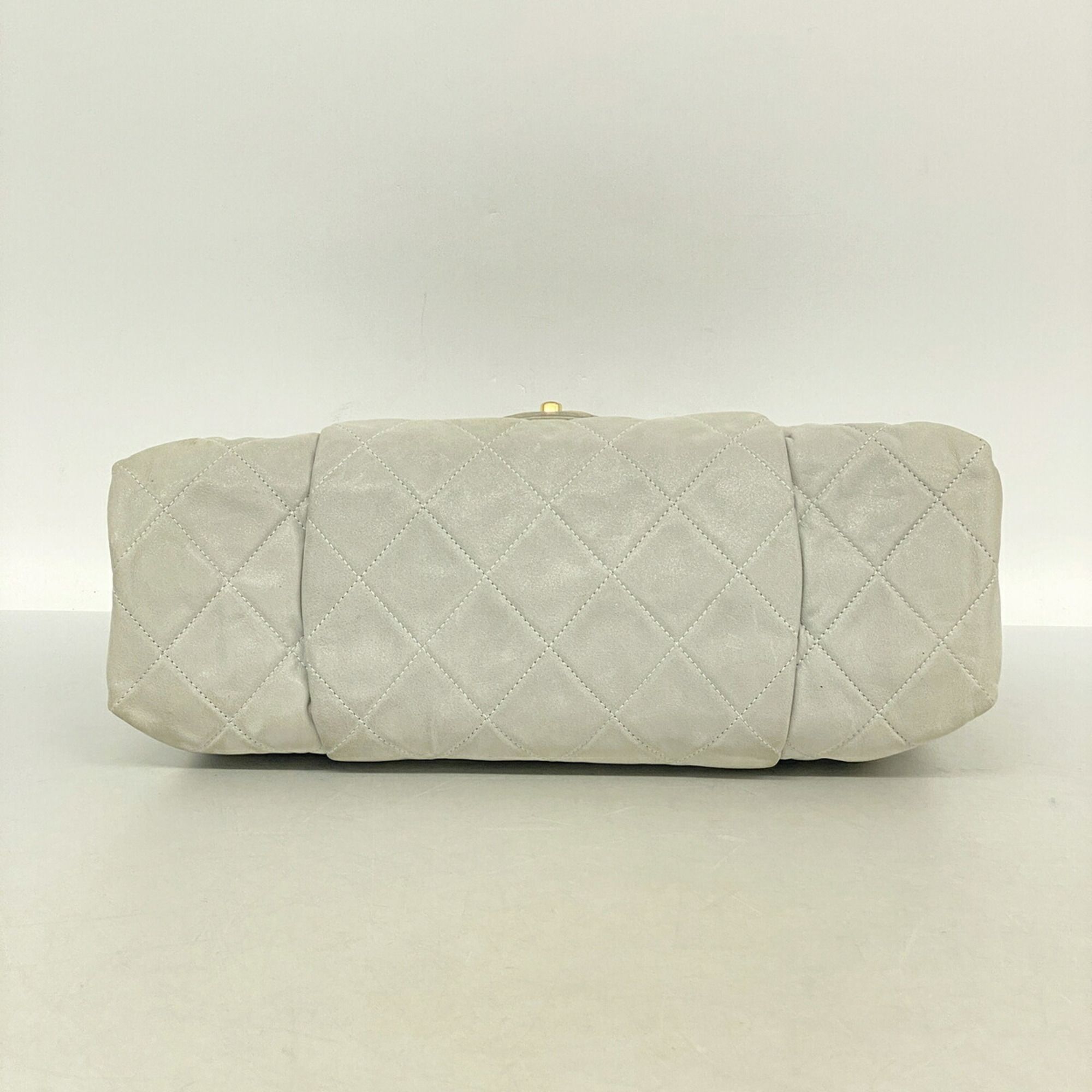 Leather Shoulder Bag (Pre-Owned) - Chanel - Modalova