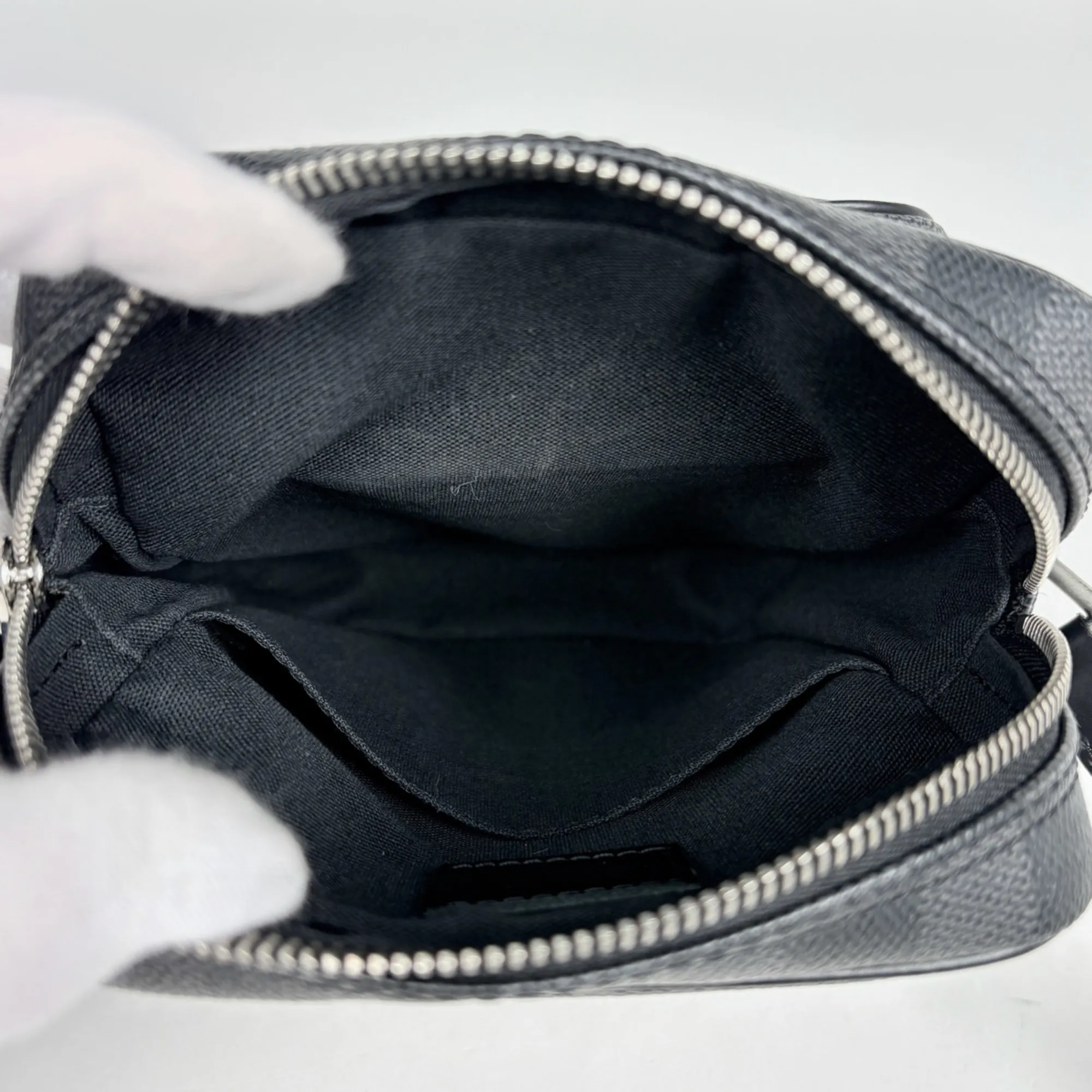 Damier Graphite Shoulder Bag (Pre-Owned) - Louis Vuitton - Modalova