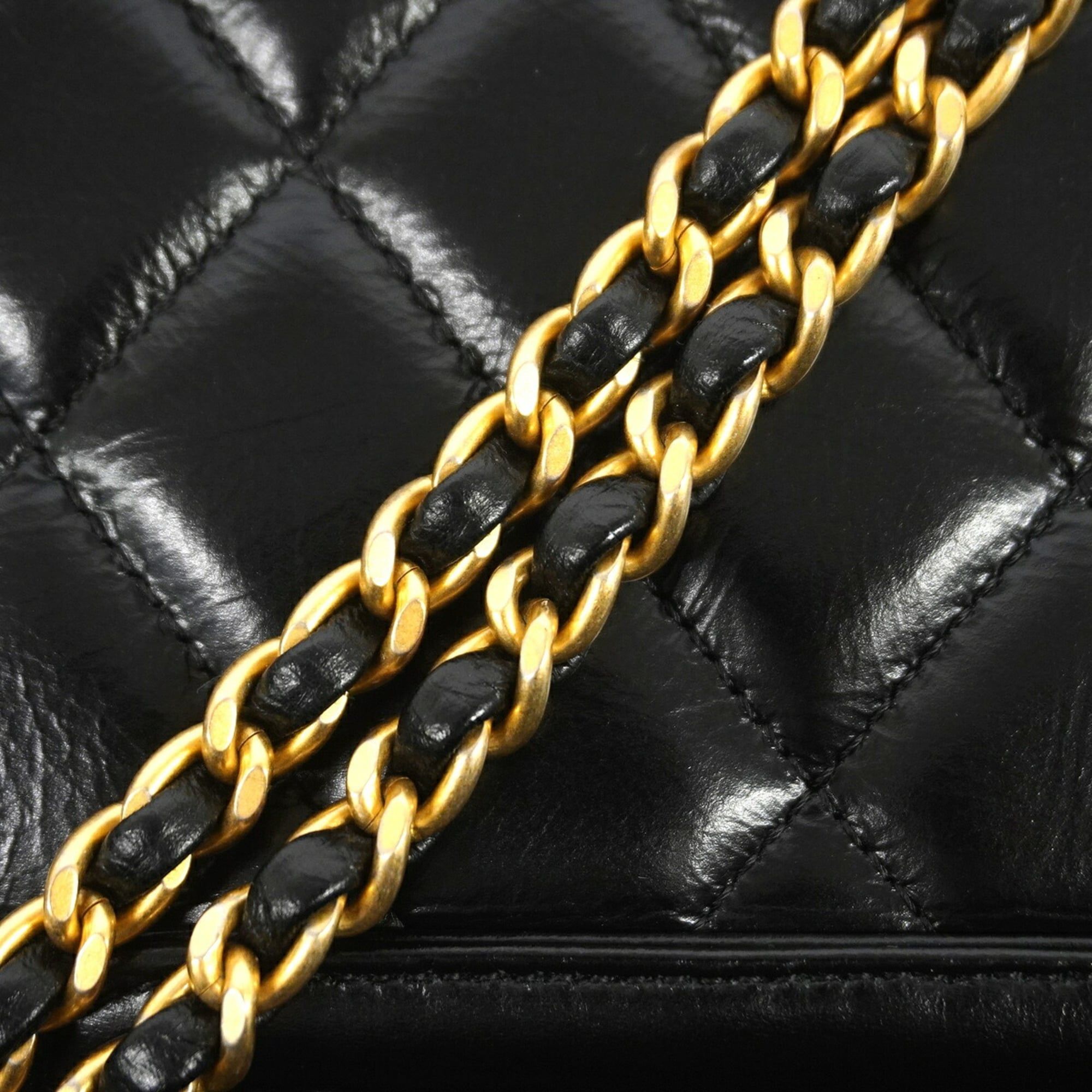 Leather Handbag (Pre-Owned) - Chanel - Modalova