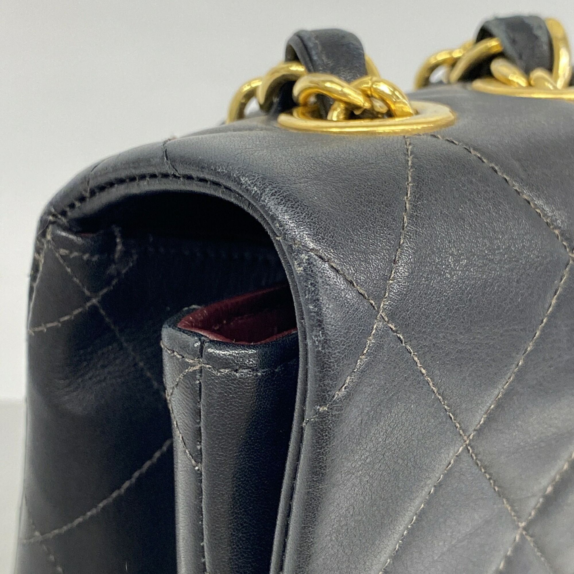 Leather Shoulder Bag (Pre-Owned) - Chanel - Modalova