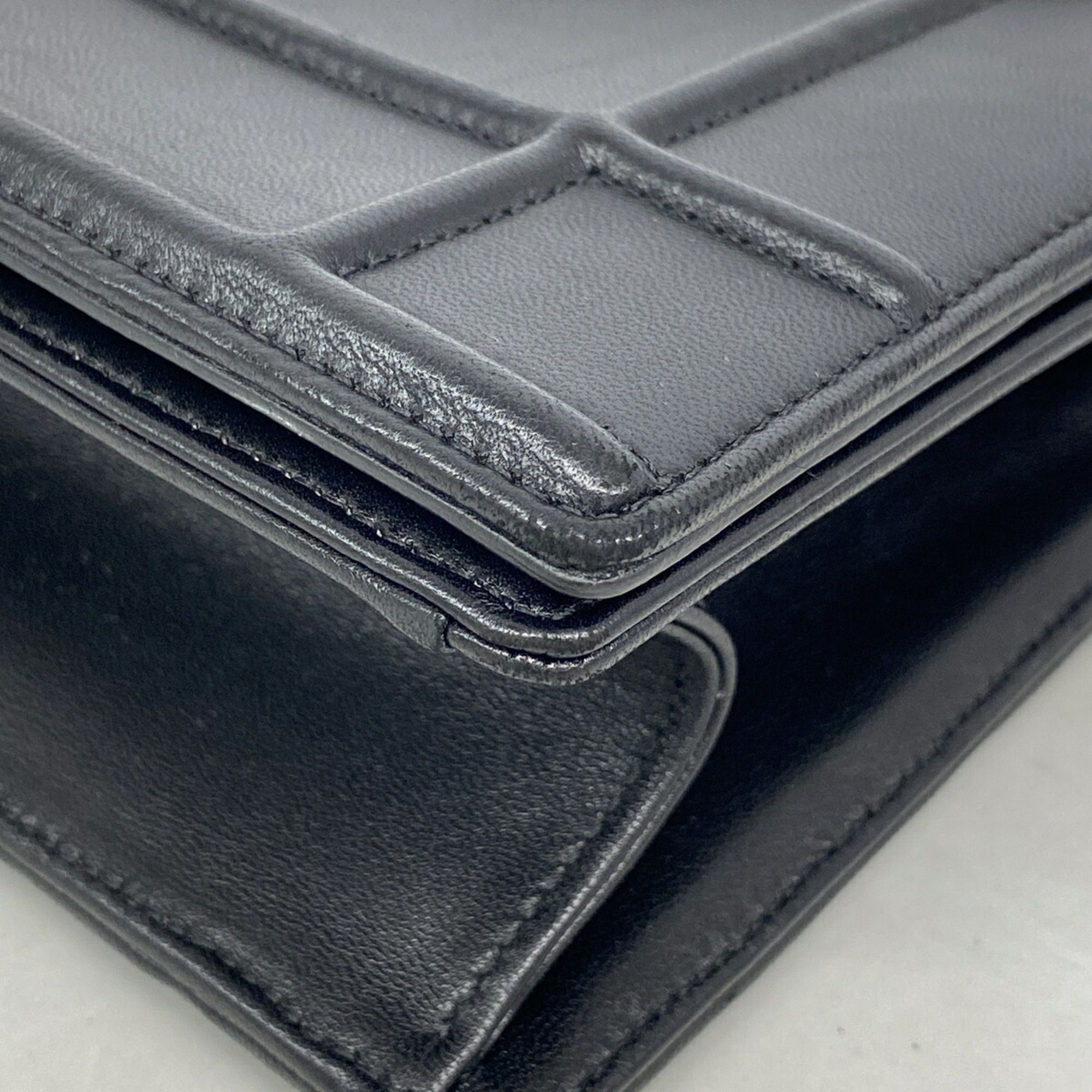 Leather Shoulder Bag (Pre-Owned) - Christian Dior - Modalova