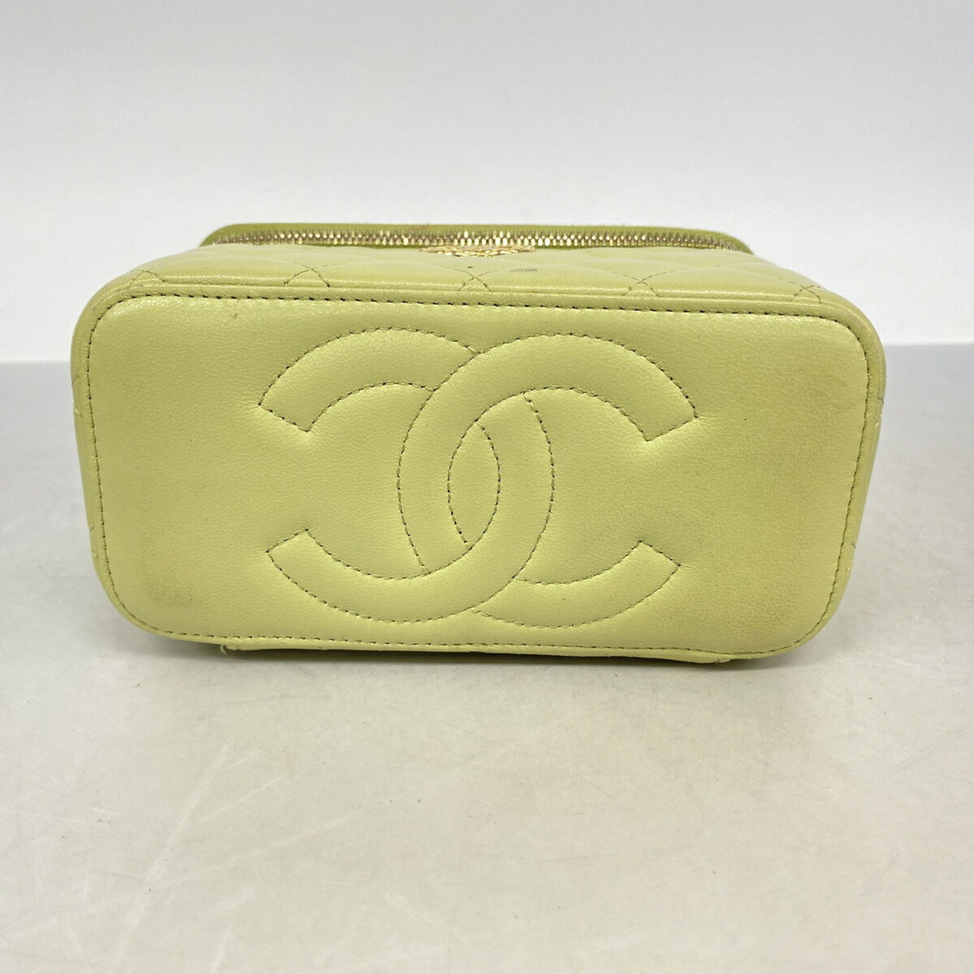 Leather Shoulder Bag (Pre-Owned) - Chanel - Modalova