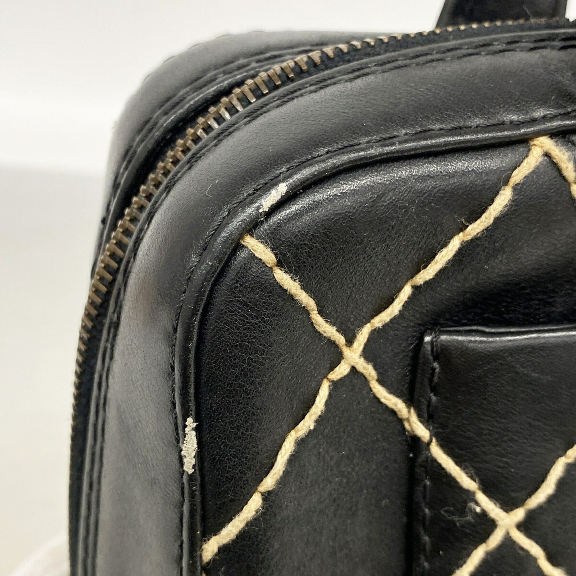 Leather Handbag (Pre-Owned) - Chanel - Modalova