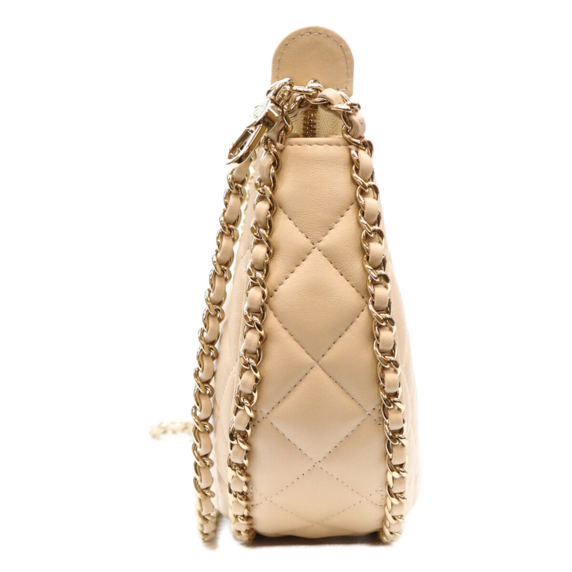 Leather Shoulder Bag (Pre-Owned) - Chanel - Modalova