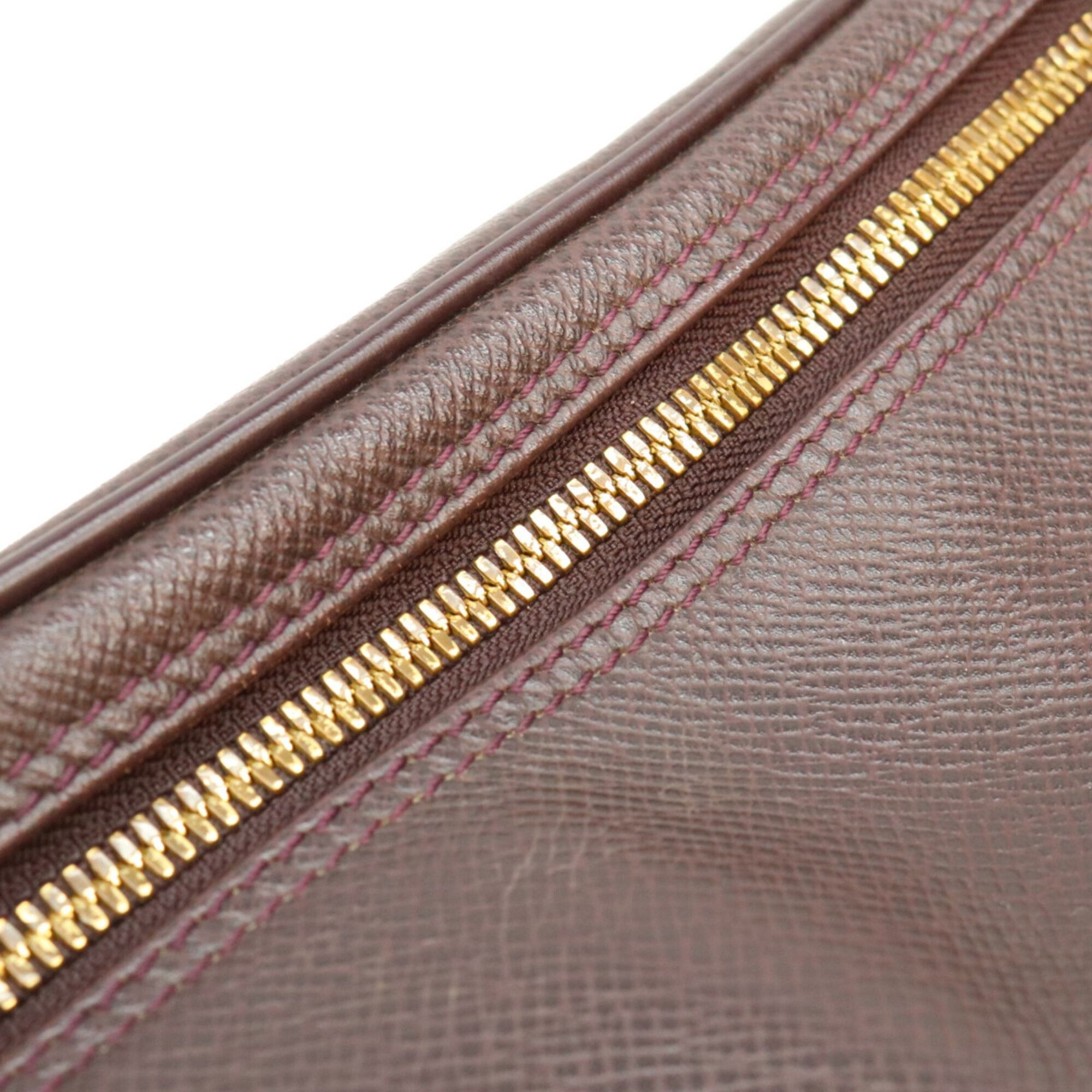 Taiga Leather Shoulder Bag (Pre-Owned) - Louis Vuitton - Modalova