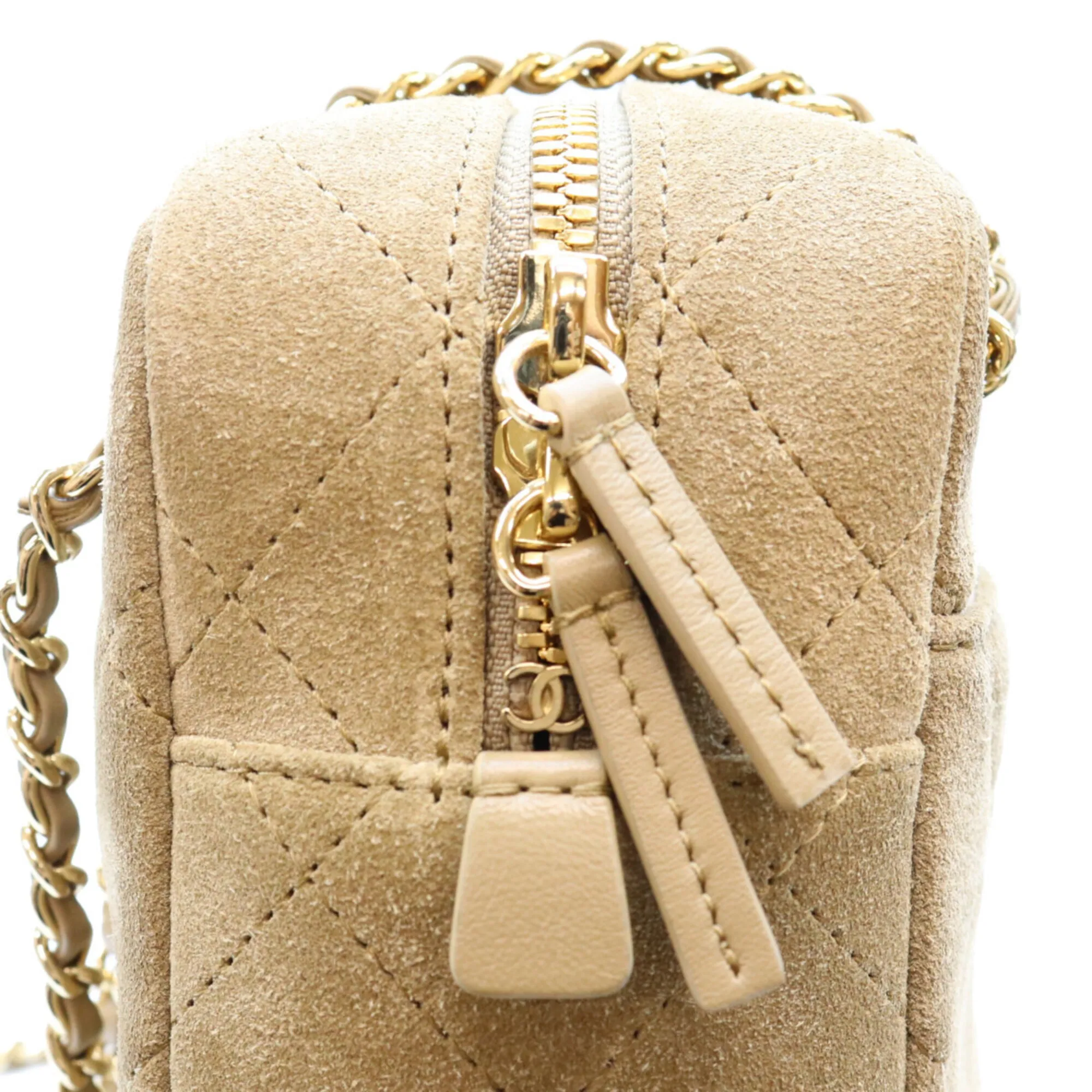 Suede Shoulder Bag (Pre-Owned) - Chanel - Modalova