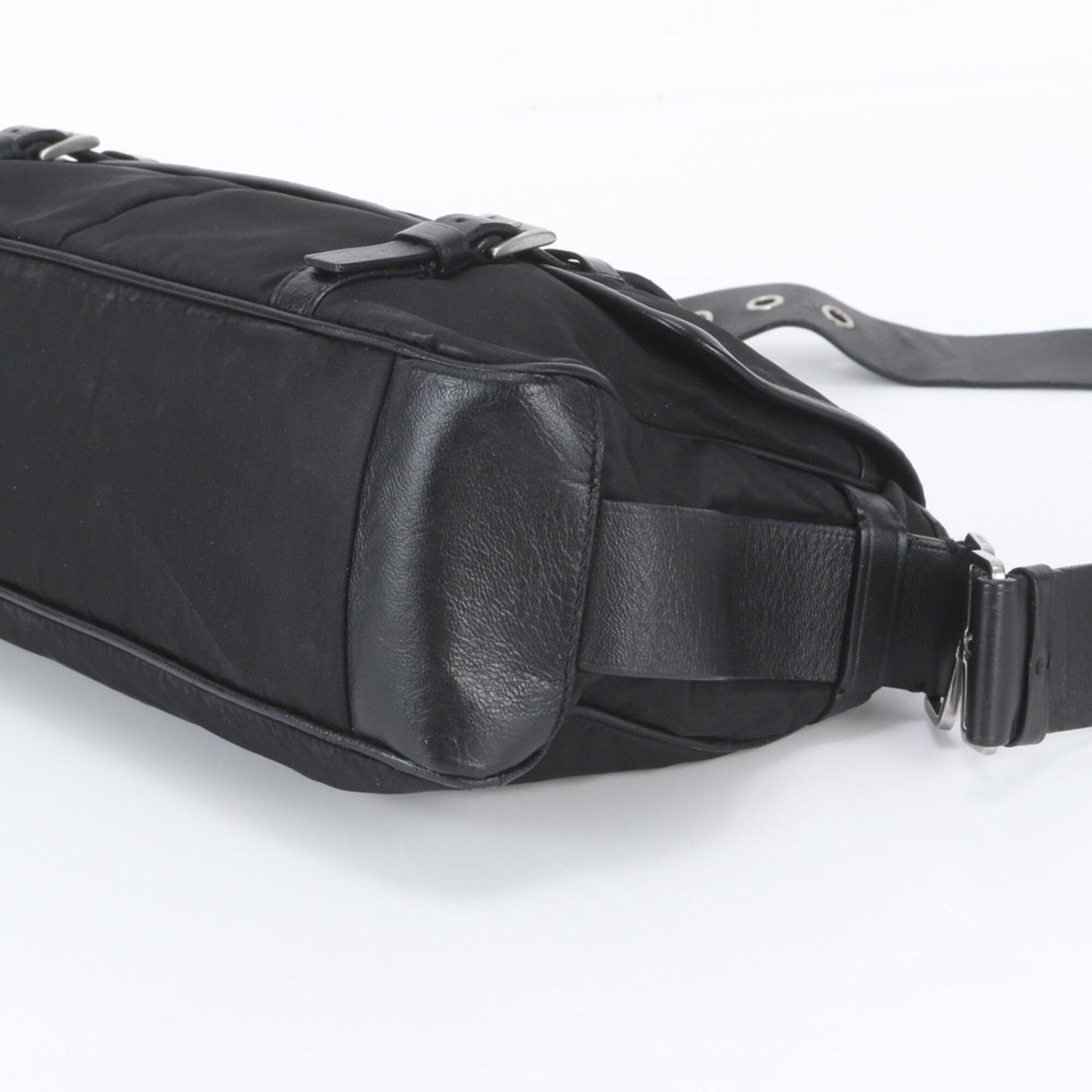 Leather Nylon Messenger Bag Shoulder Bag (Pre-Owned) - Prada - Modalova