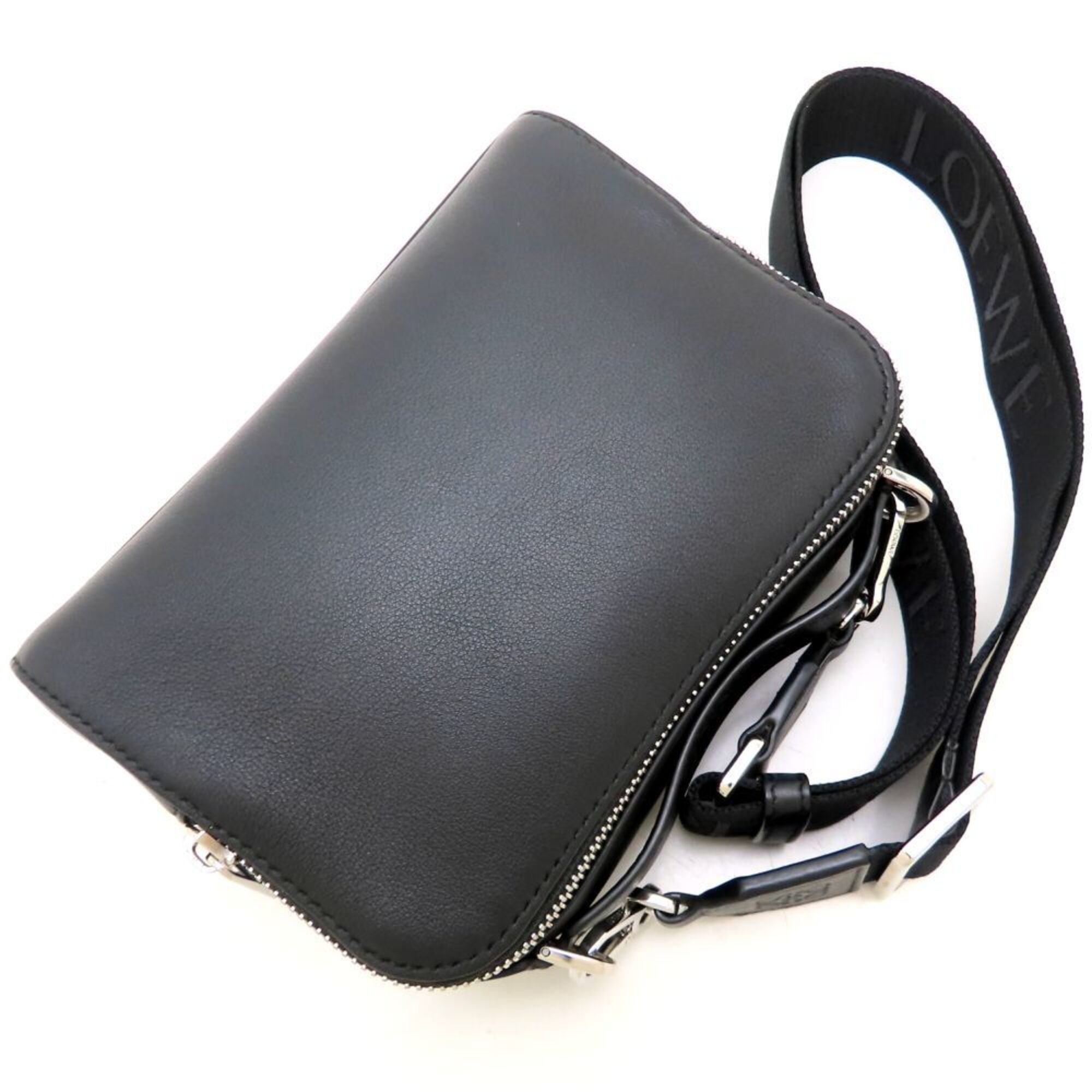 Leather Shoulder Bag (Pre-Owned) - Loewe - Modalova