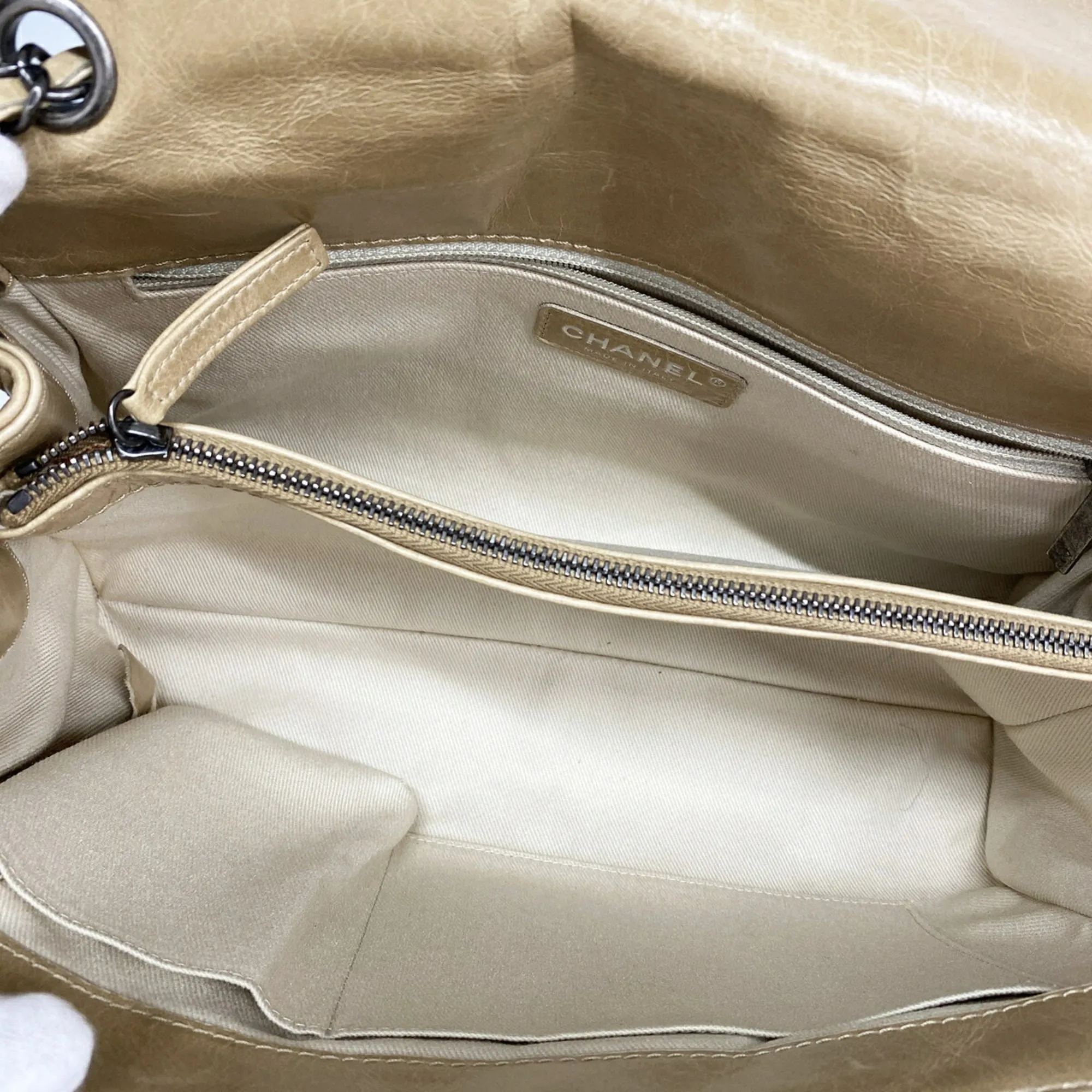 Leather Shoulder Bag (Pre-Owned) - Chanel - Modalova
