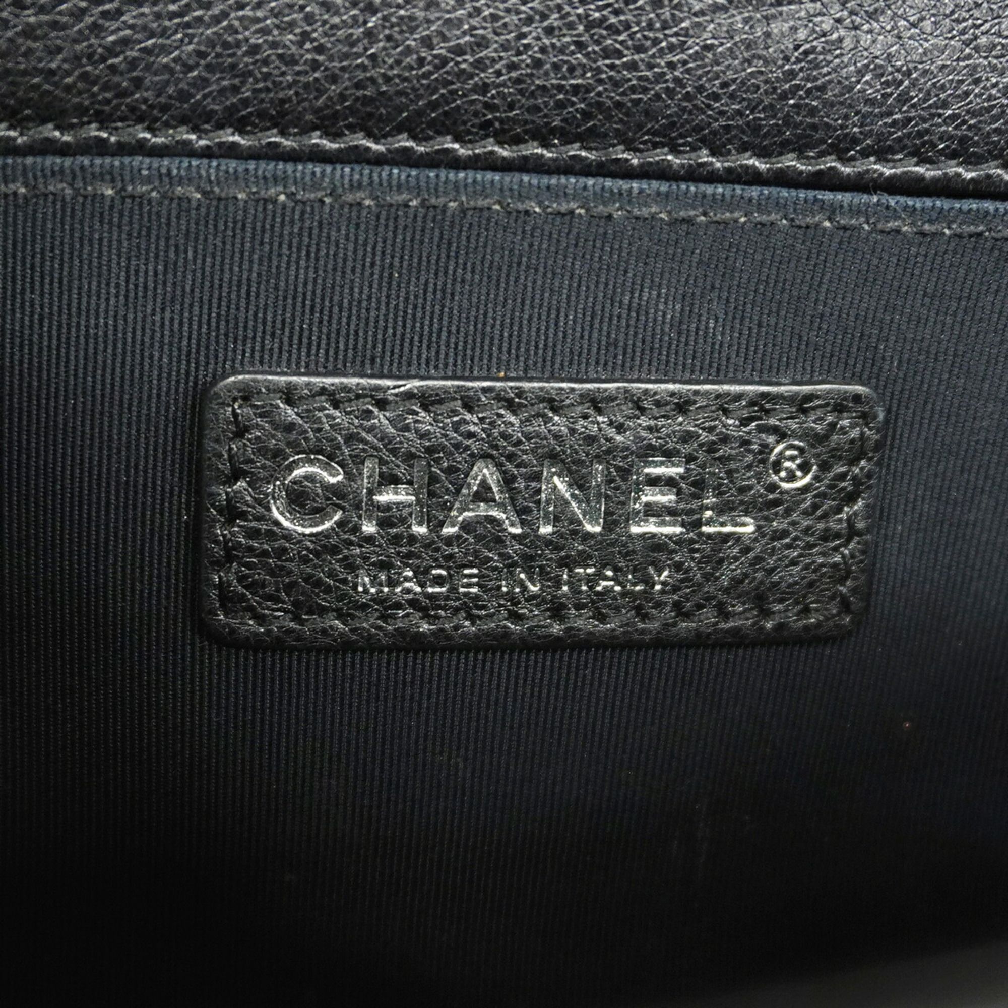 Leather Shoulder Bag (Pre-Owned) - Chanel - Modalova