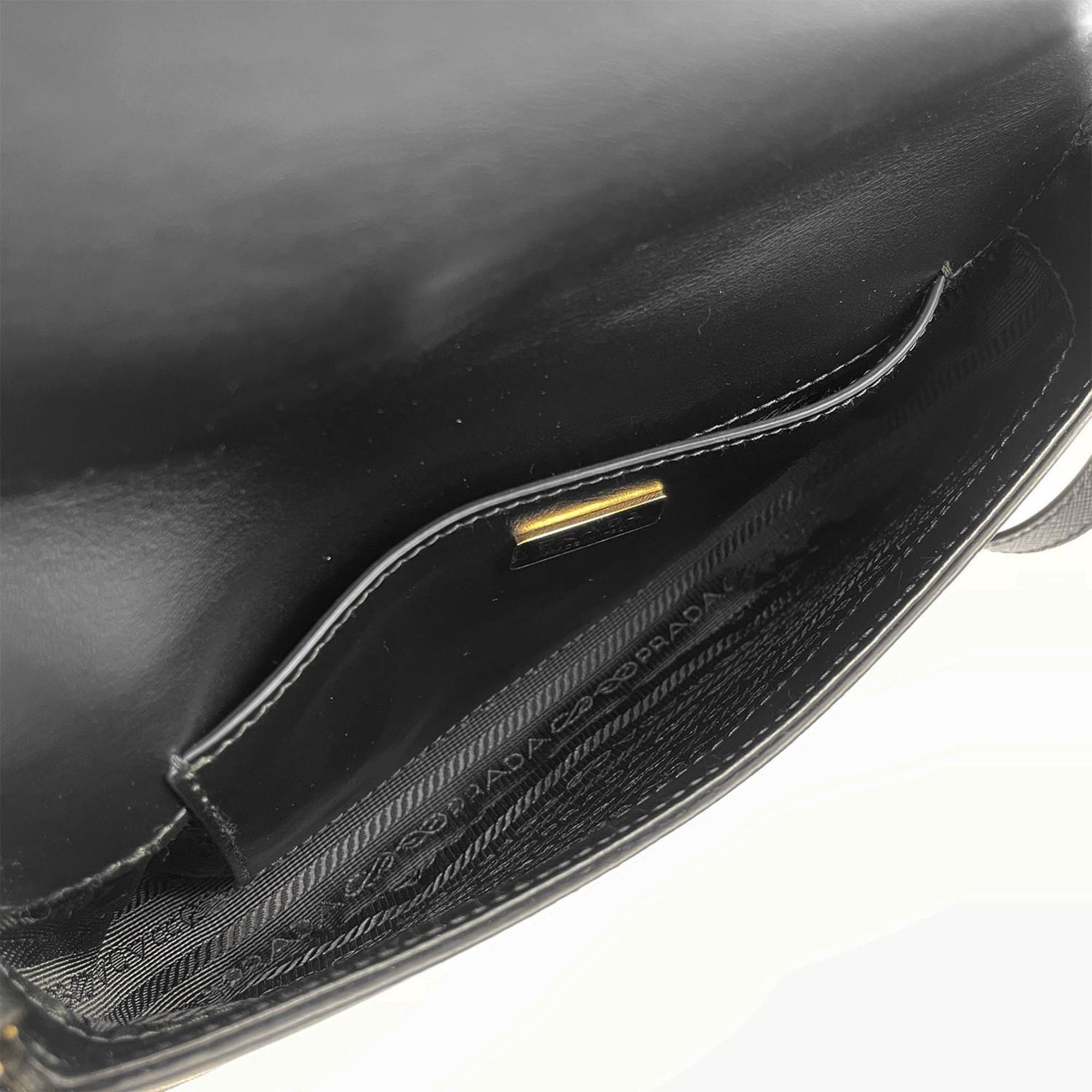 Leather Shoulder Bag (Pre-Owned) - Prada - Modalova