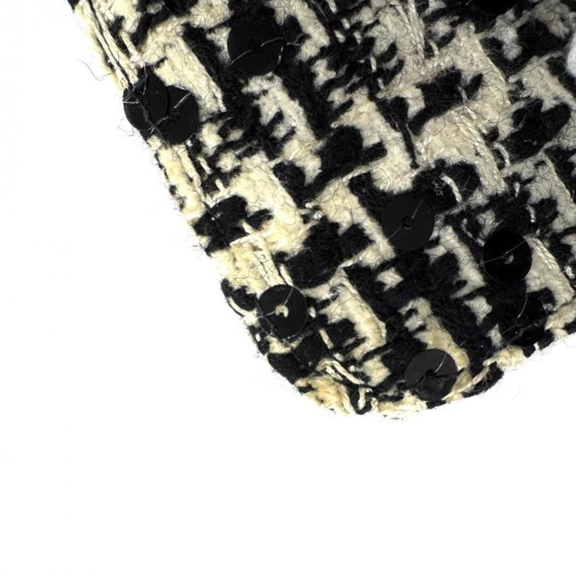 Tweed Handbag (Pre-Owned) - Chanel - Modalova