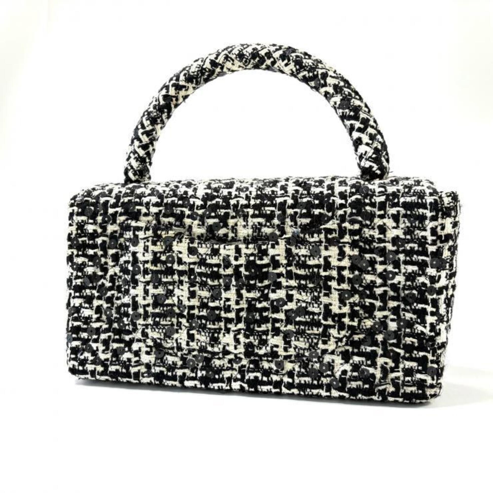 Tweed Handbag (Pre-Owned) - Chanel - Modalova