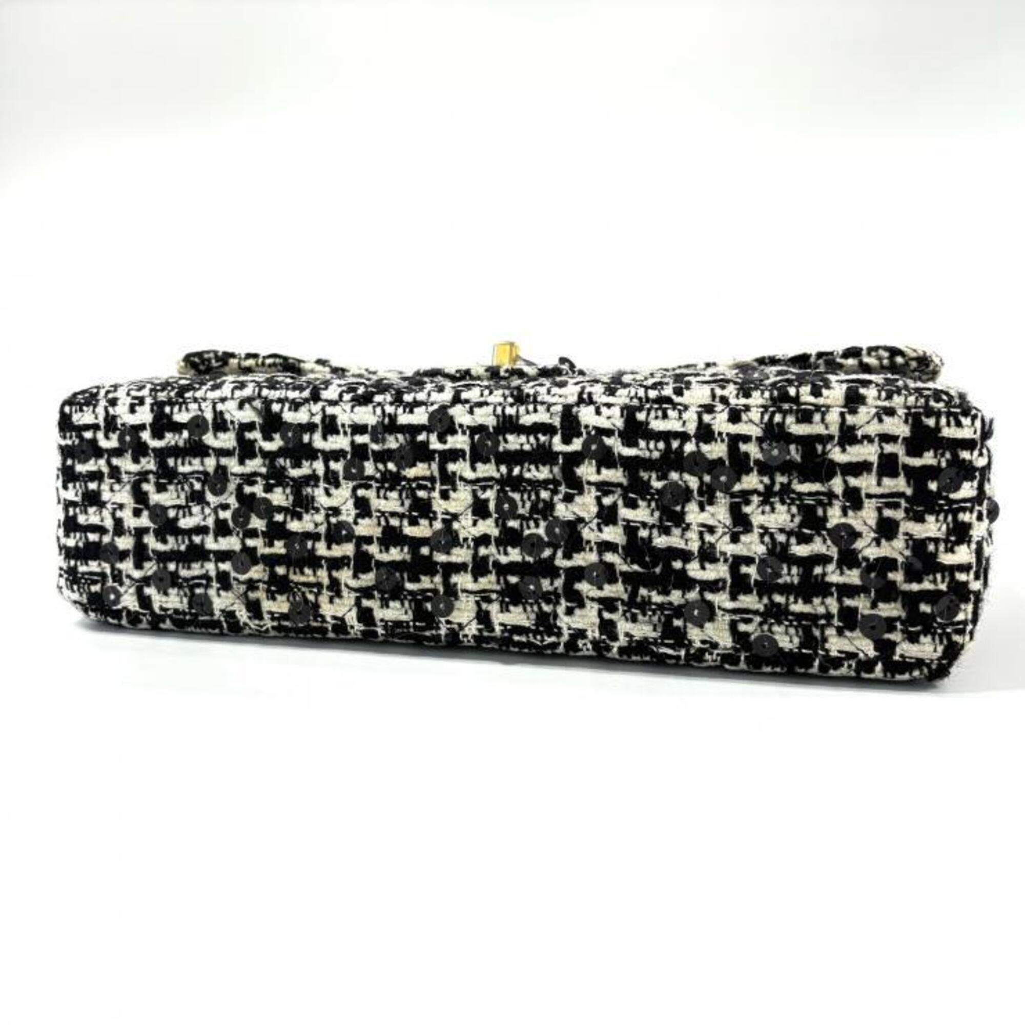 Tweed Handbag (Pre-Owned) - Chanel - Modalova