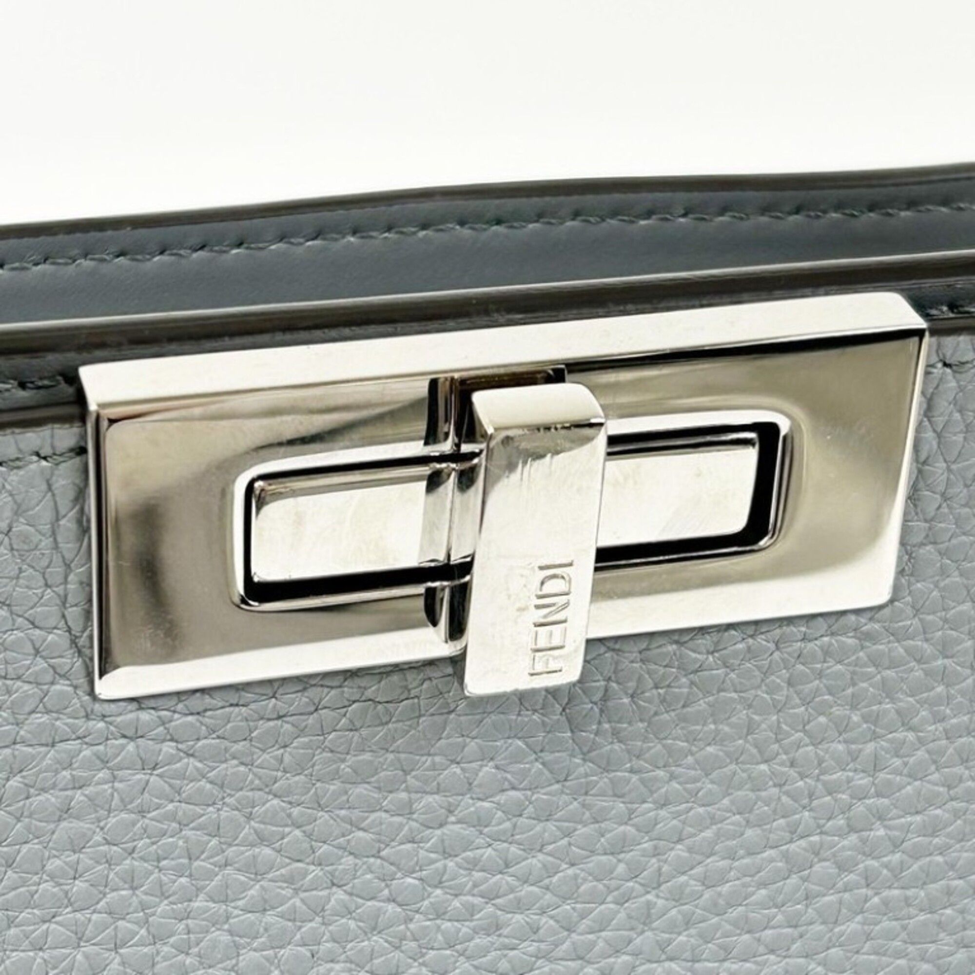 Fendi Leather Handbag (Pre-Owned) - Fendi - Modalova