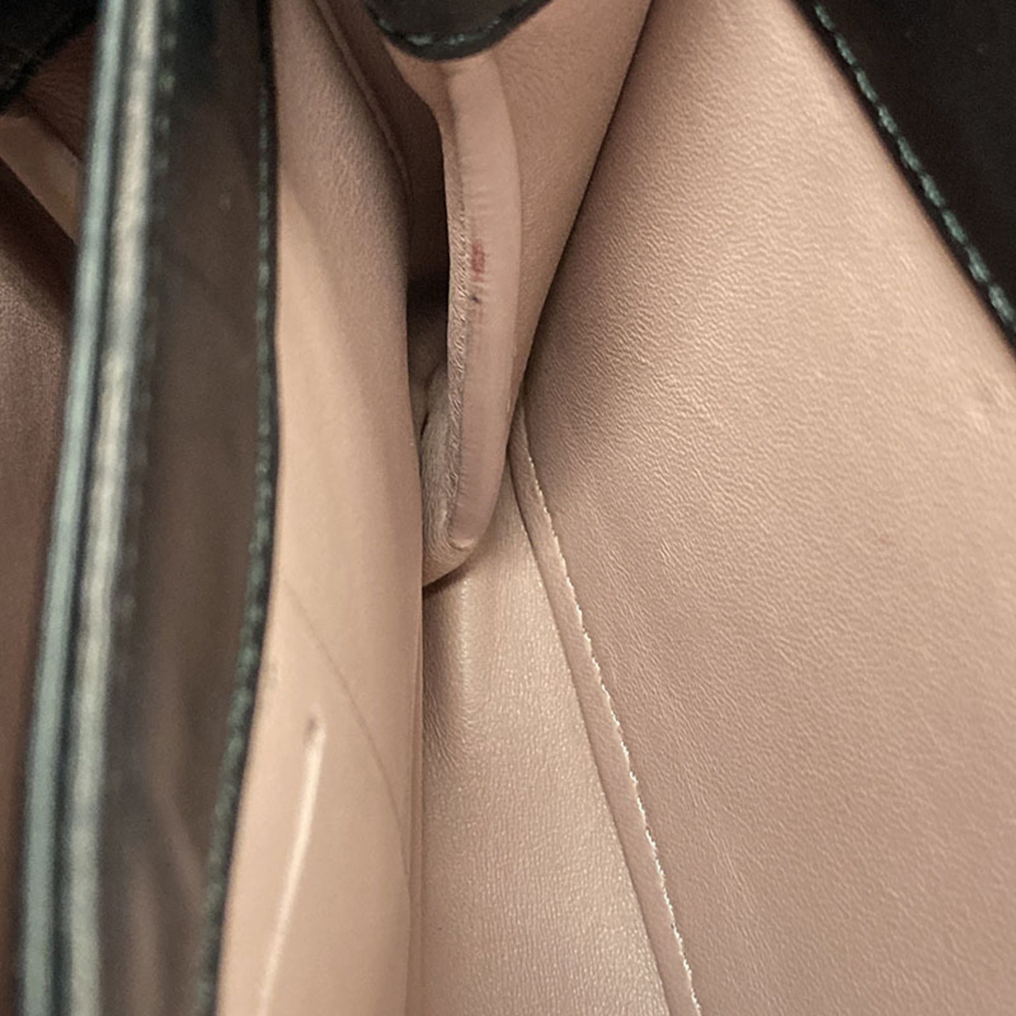 Leather Handbag Shoulder Bag (Pre-Owned) - Chanel - Modalova