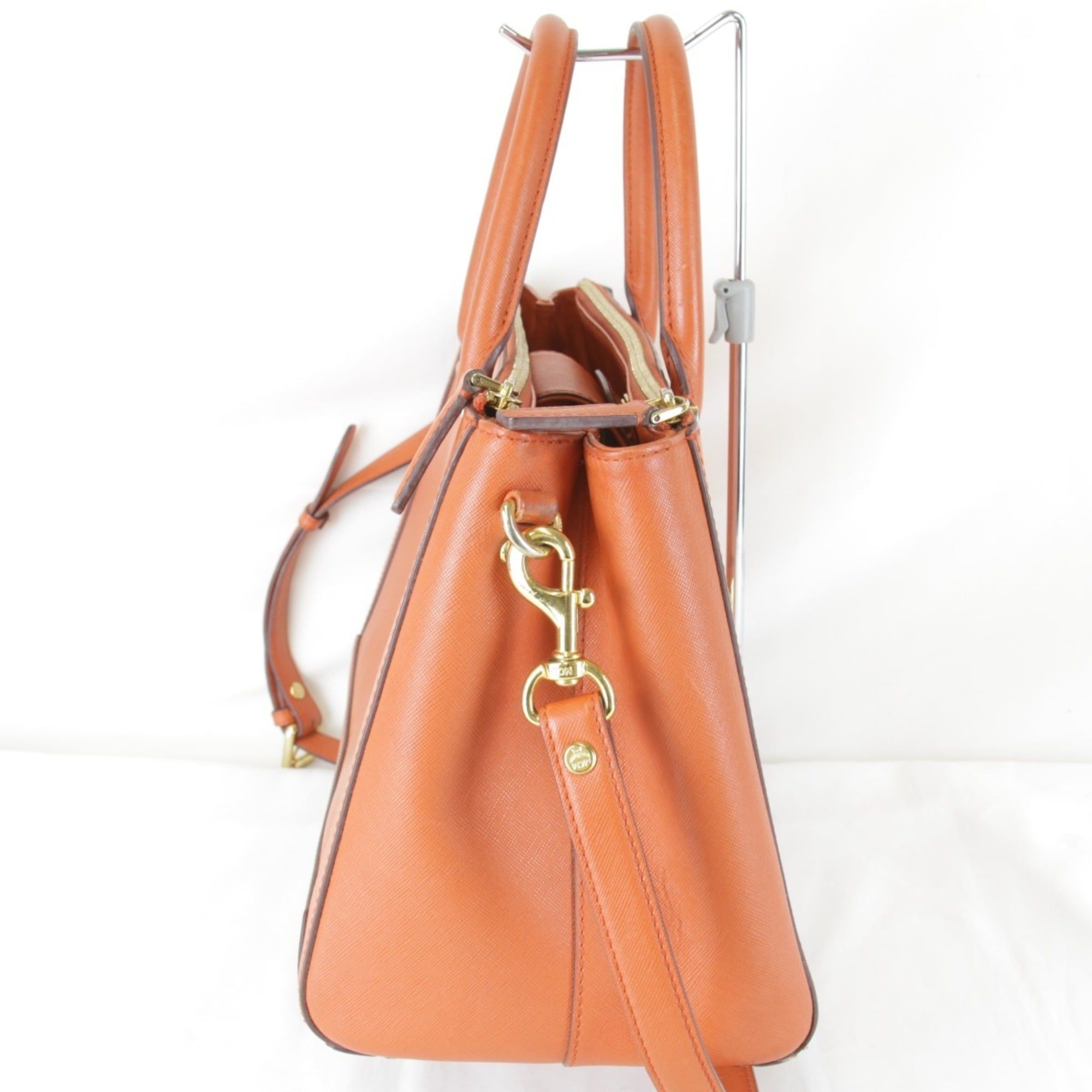Leather Shoulder Bag (Pre-Owned) - MCM - Modalova