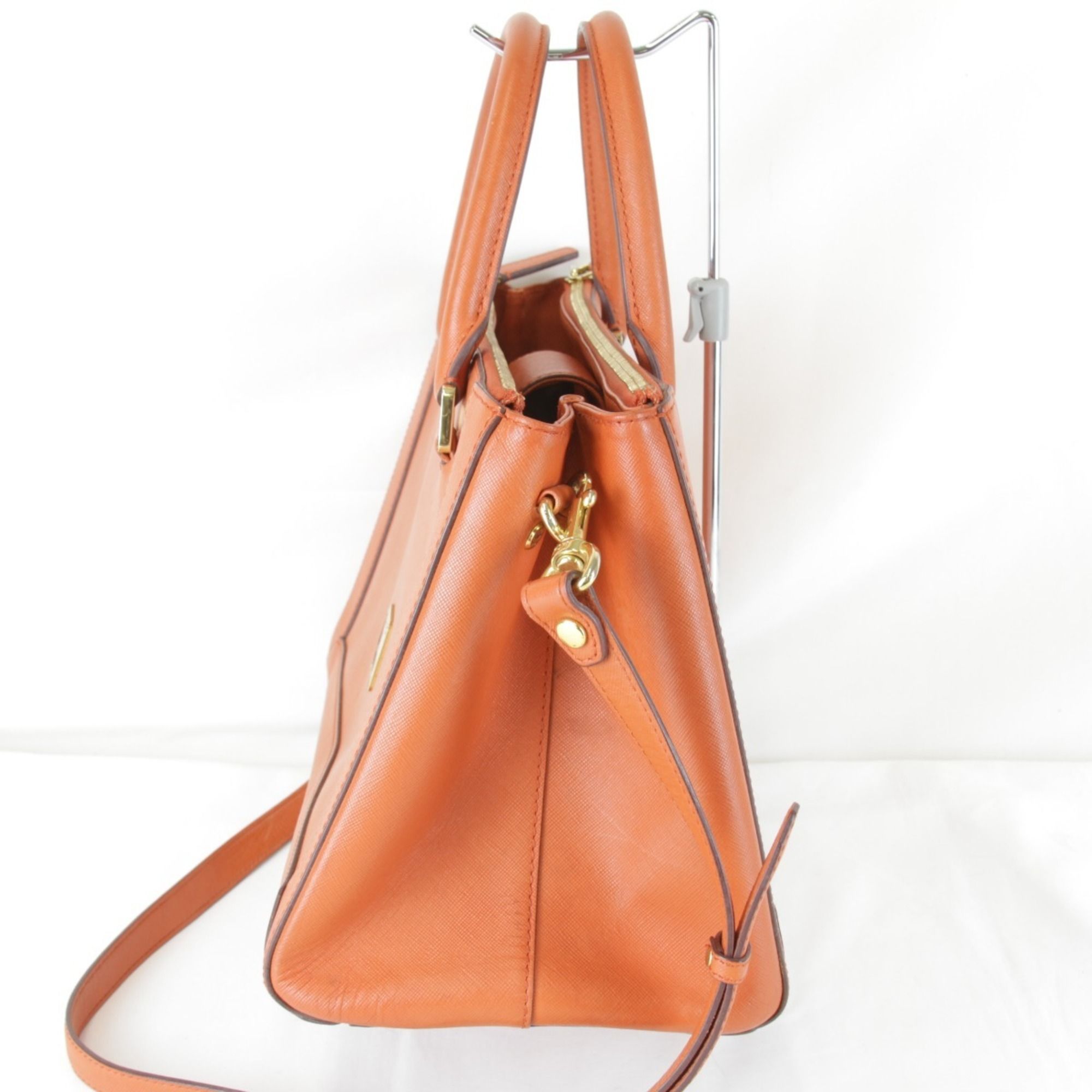 Leather Shoulder Bag (Pre-Owned) - MCM - Modalova