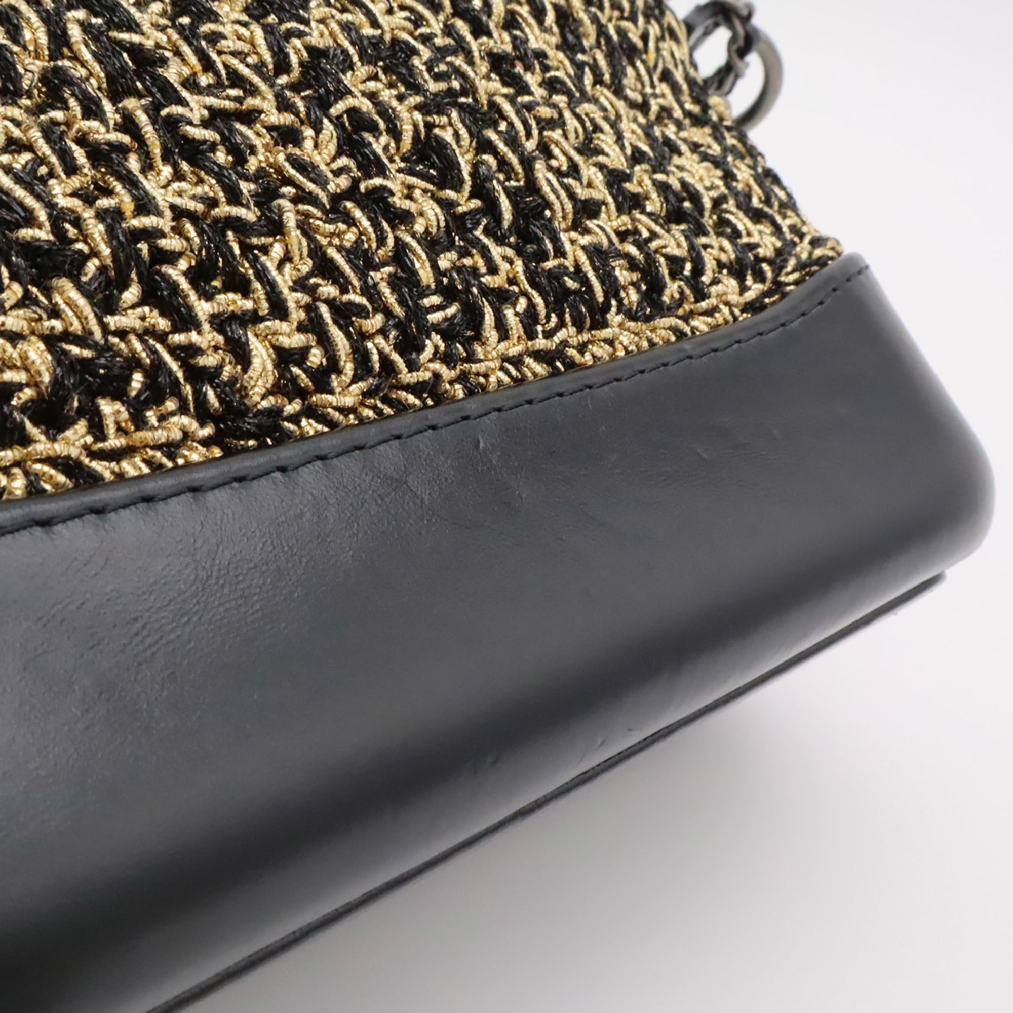 Tweed Leather Shoulder Bag (Pre-Owned) - Chanel - Modalova