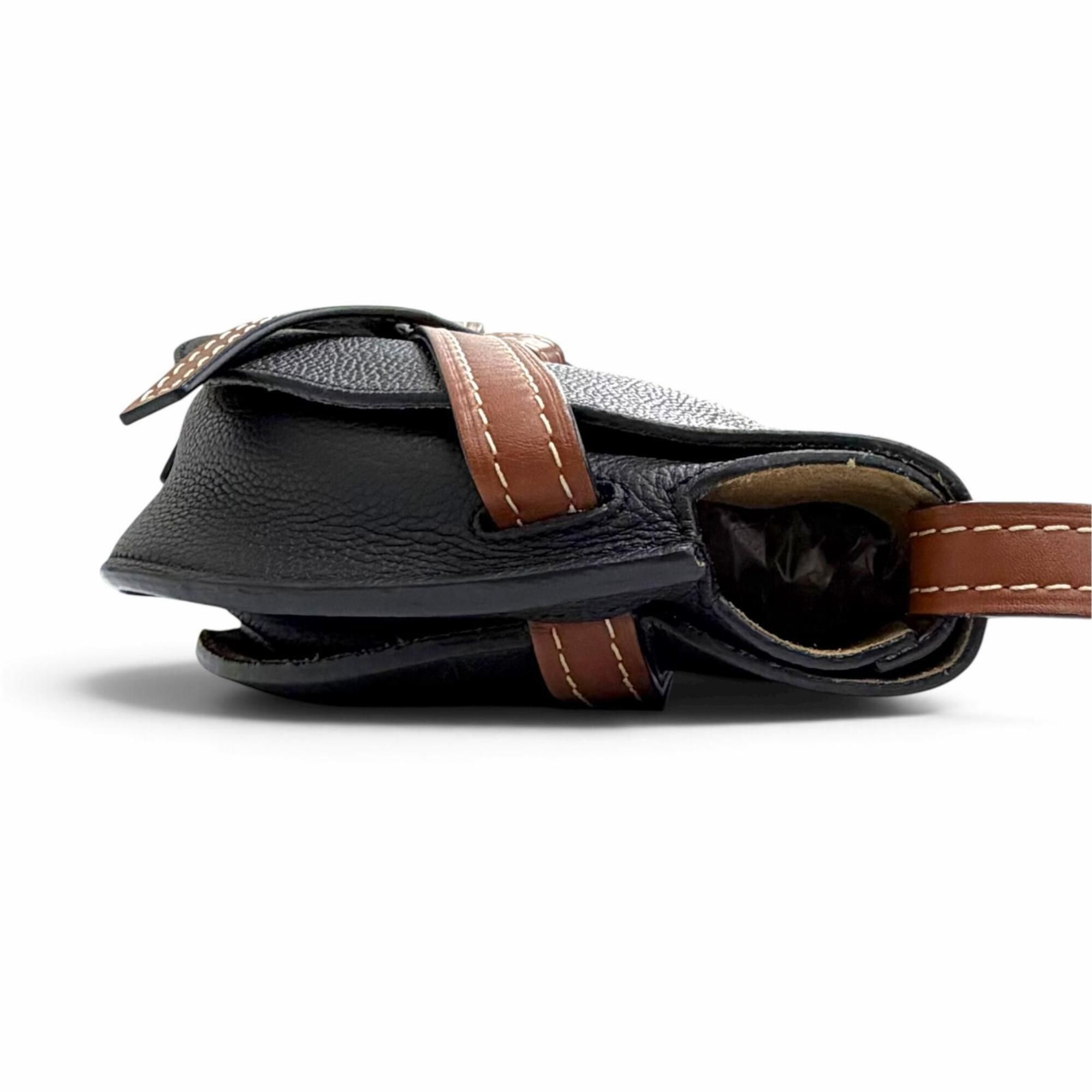 Leather Shoulder Bag (Pre-Owned) - Loewe - Modalova