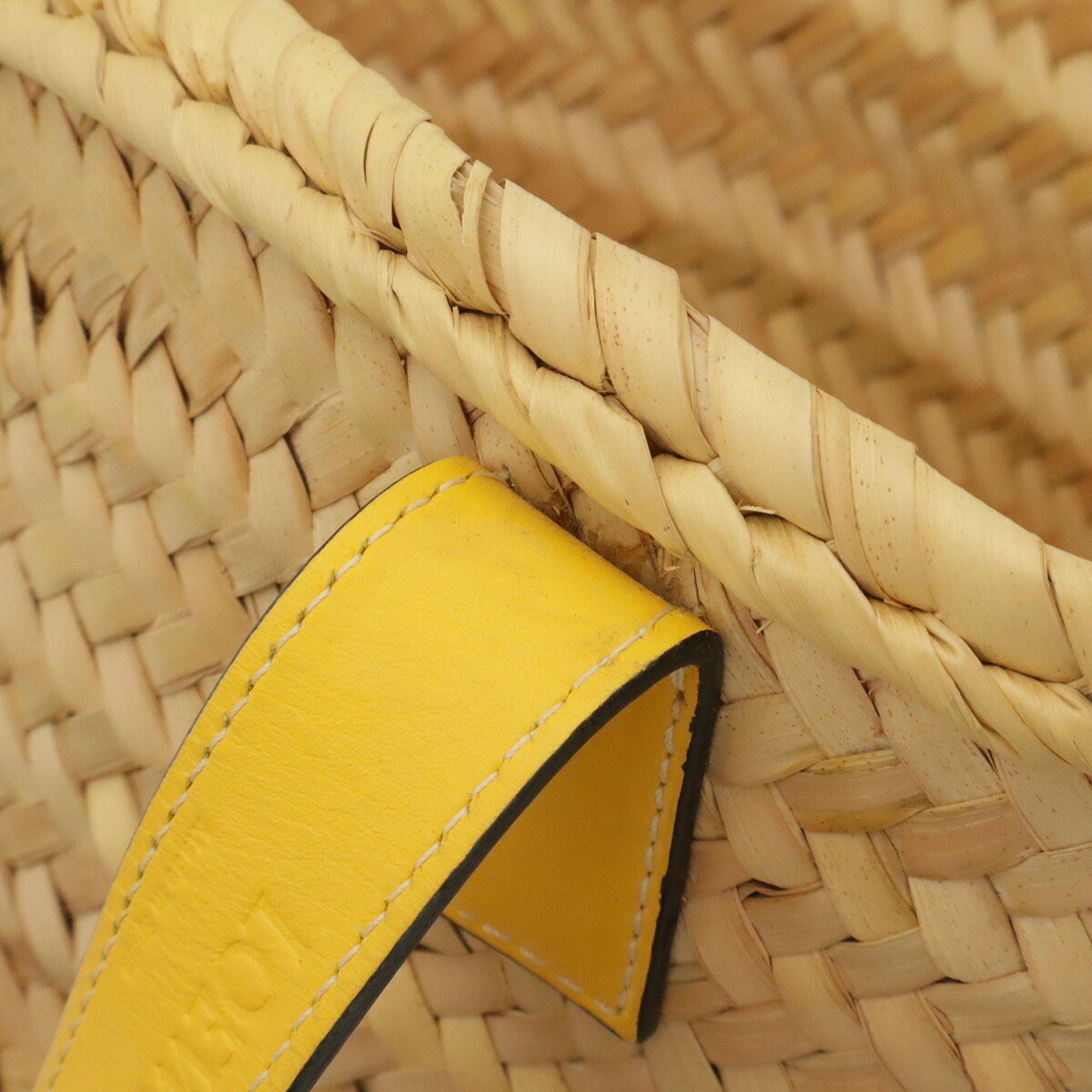 Leather Basket Handbag (Pre-Owned) - Loewe - Modalova